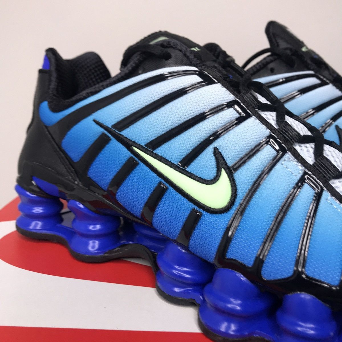 Nike Nike Shox TOTAL Size US 8 / EU 41 - 5 Thumbnail