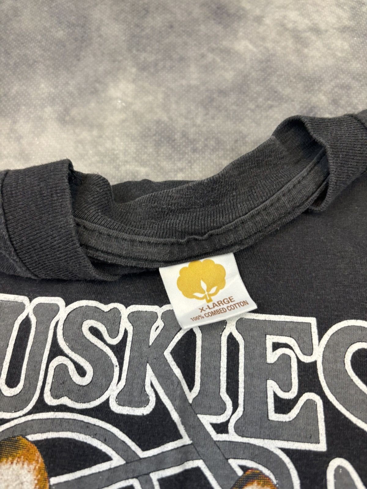 Other Vintage t shirt huskies 90s graphic animal dogs nature y2k Size US XL / EU 56 / 4 - 4 Thumbnail