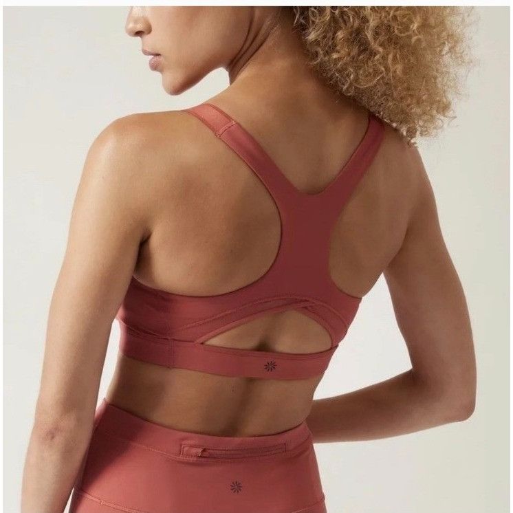 Athleta Athleta Ultimate Adjustable Sports Bra Muted Red Sz M Size M / US 6-8 / IT 42-44 - 4 Thumbnail