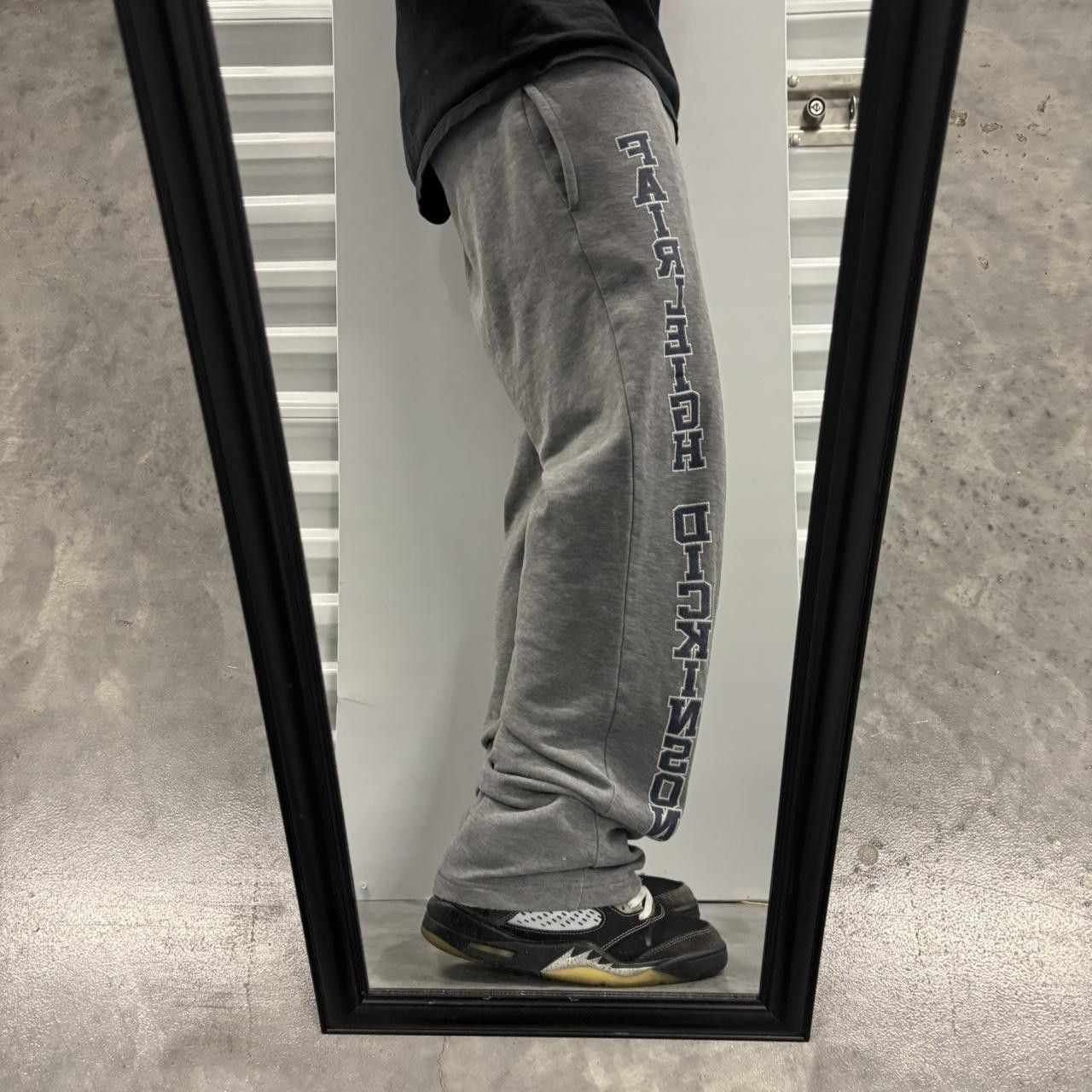 Japanese Brand × Vintage Crazy Vintage Y2K/2000s Grey Streetwear Sweatpants! Size US 32 / EU 48 - 2 Thumbnail