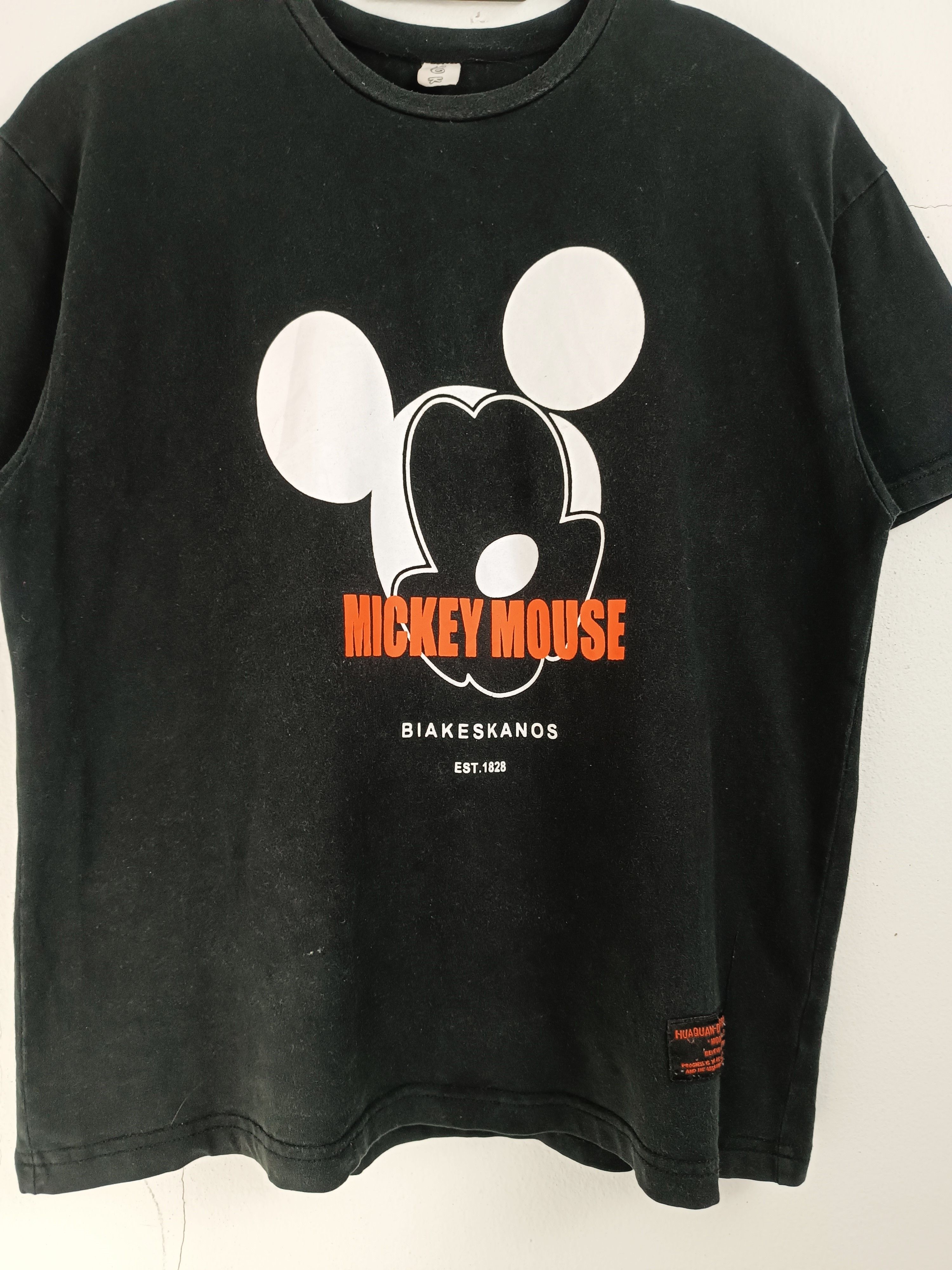 Mickey Mouse VINTAGE MICKEY MOUSE TEE disney goofy donald duck Size US M / EU 48-50 / 2 - 13 Thumbnail