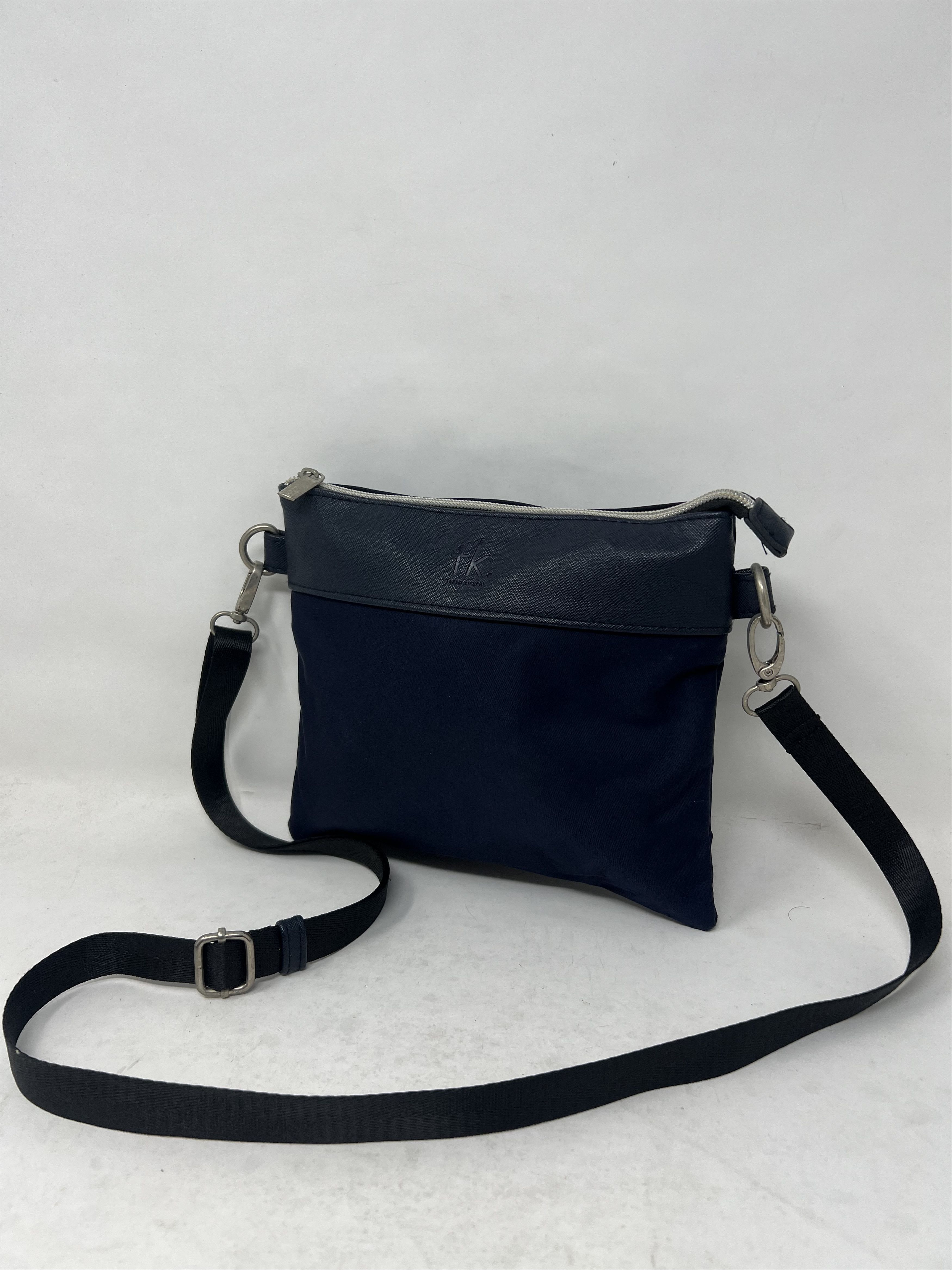 Takeo Kikuchi Takeo Kikuchi Crossbody Sling Bag Size ONE SIZE - 1 Thumbnail