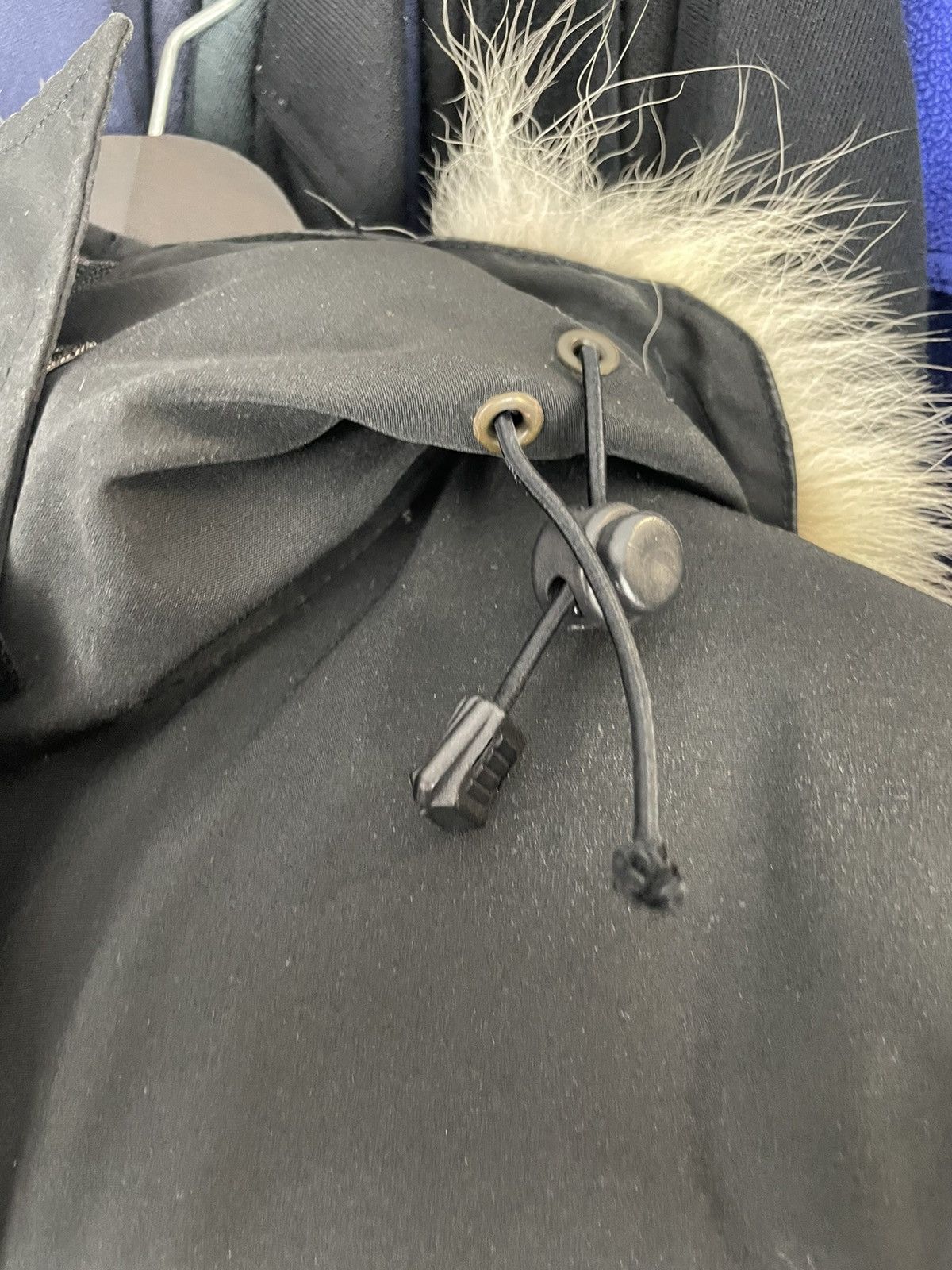 Canada Goose Canada Goose Expedition Parka Womens Black with fur Size M / US 6-8 / IT 42-44 - 16 Thumbnail