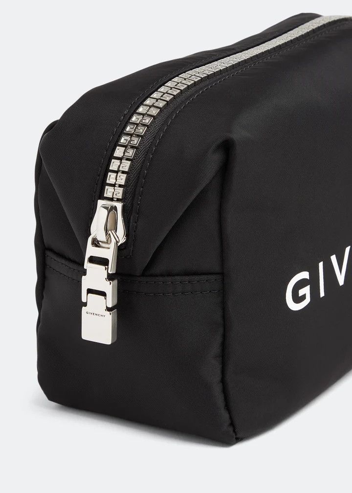 Givenchy o1srvl11e1025 Size: OS / G-Zip Toiletry Pouch in Black Size ONE SIZE - 3 Thumbnail