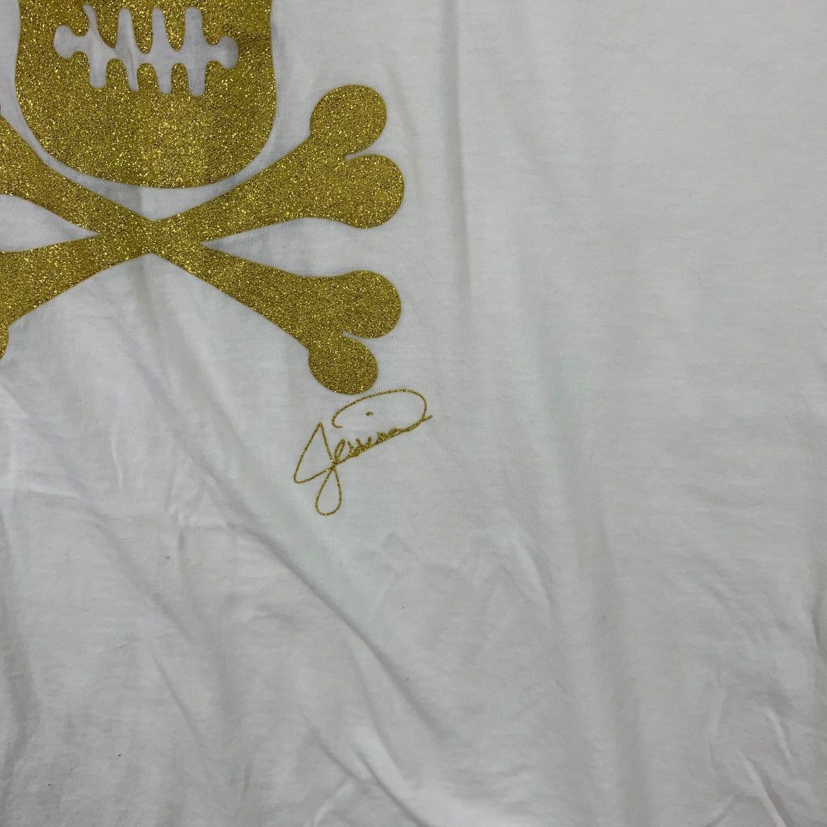 Uniqlo UNIQLO SKULL BONES Love Artwork Illustration Tee Shirt Size L / US 10 / IT 46 - 5 Thumbnail