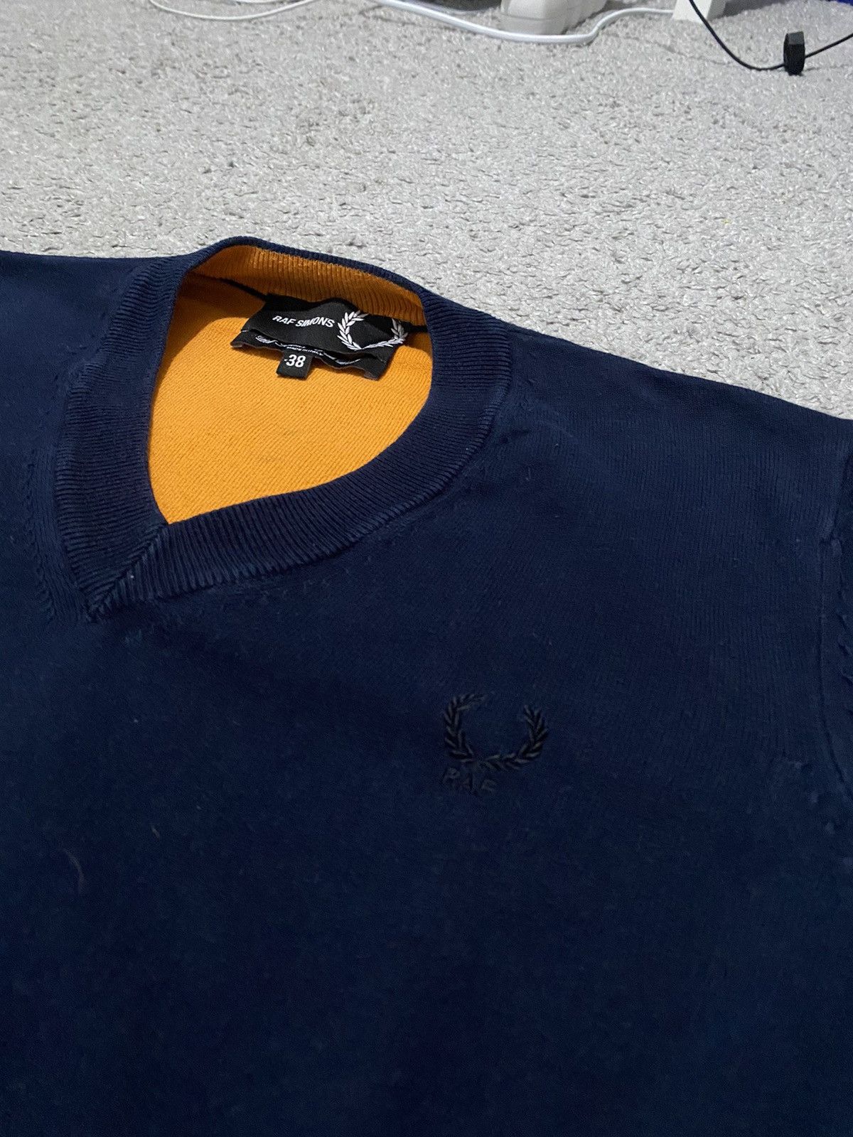 Fred Perry × Raf Simons RAF Simons x Fred Perry V-Neck Jumper 38 sweater pullover Size US M / EU 48-50 / 2 - 13 Thumbnail