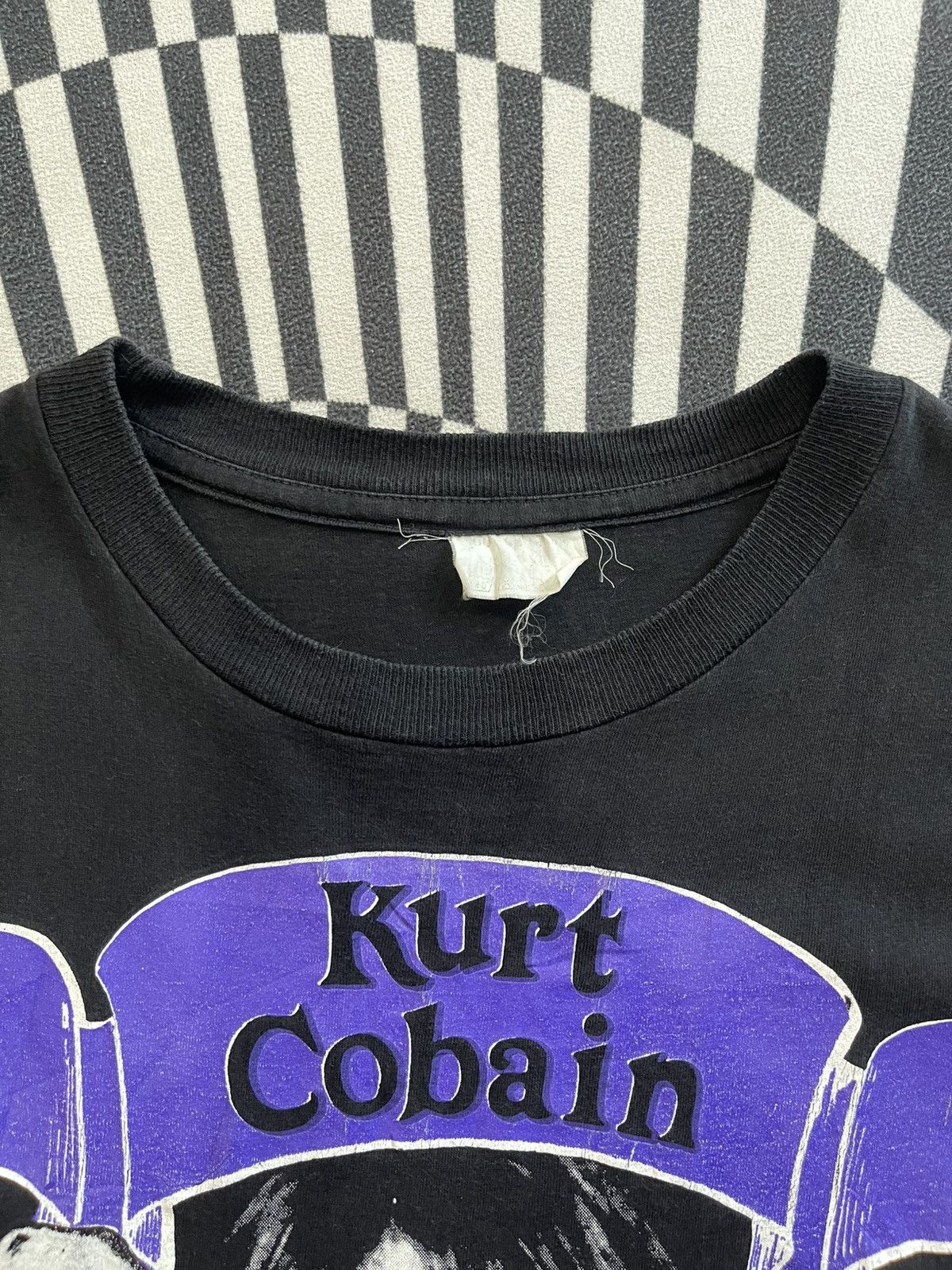 Nirvana Vintage Kurt Cobain 90s T Shirt XL Size US XL / EU 56 / 4 - 3 Thumbnail