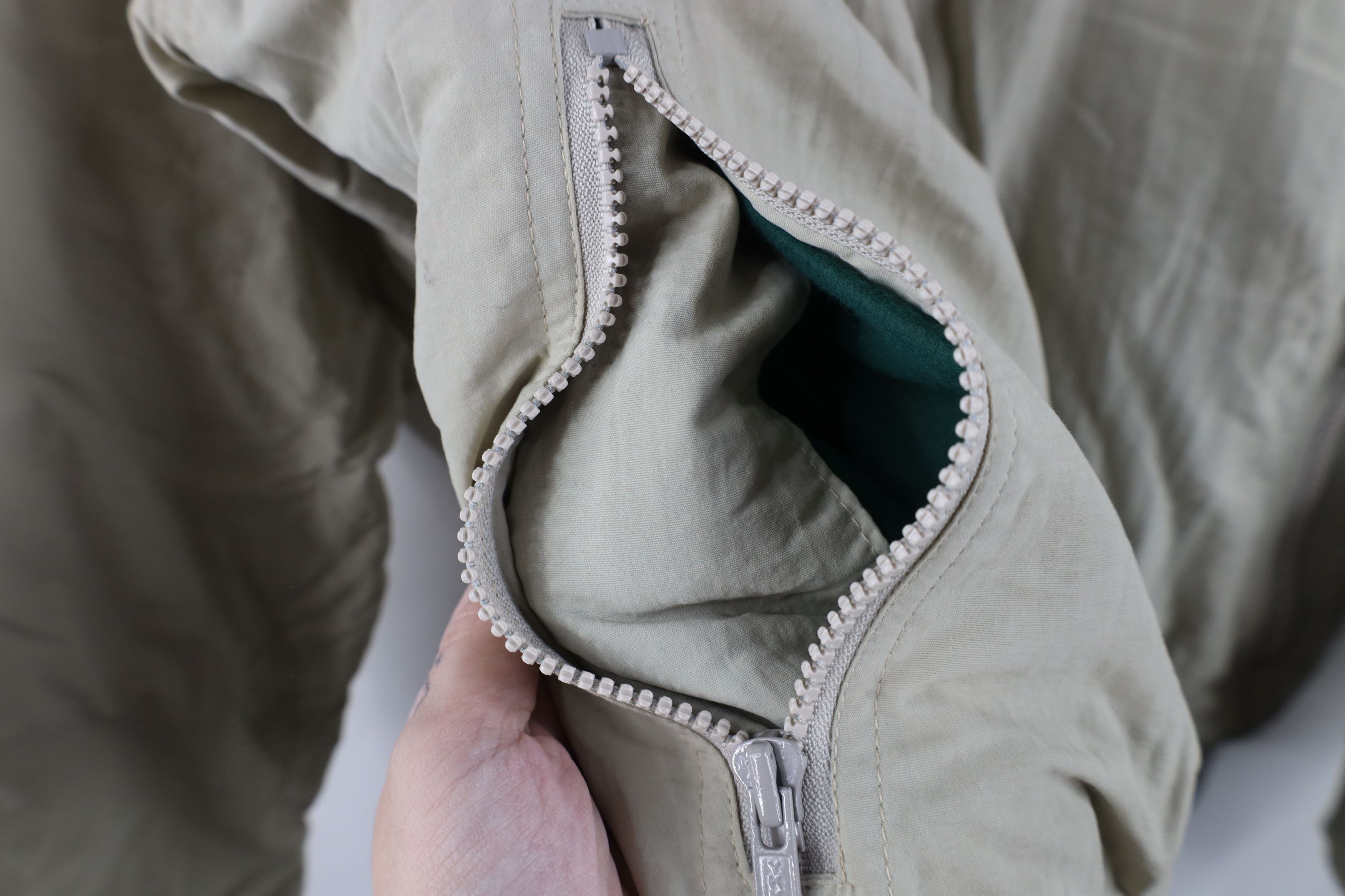 Eddie Bauer Vintage 90s Eddie Bauer Fleece Lined Zip Bomber Jacket Beige Size US S / EU 44-46 / 1 - 9 Thumbnail