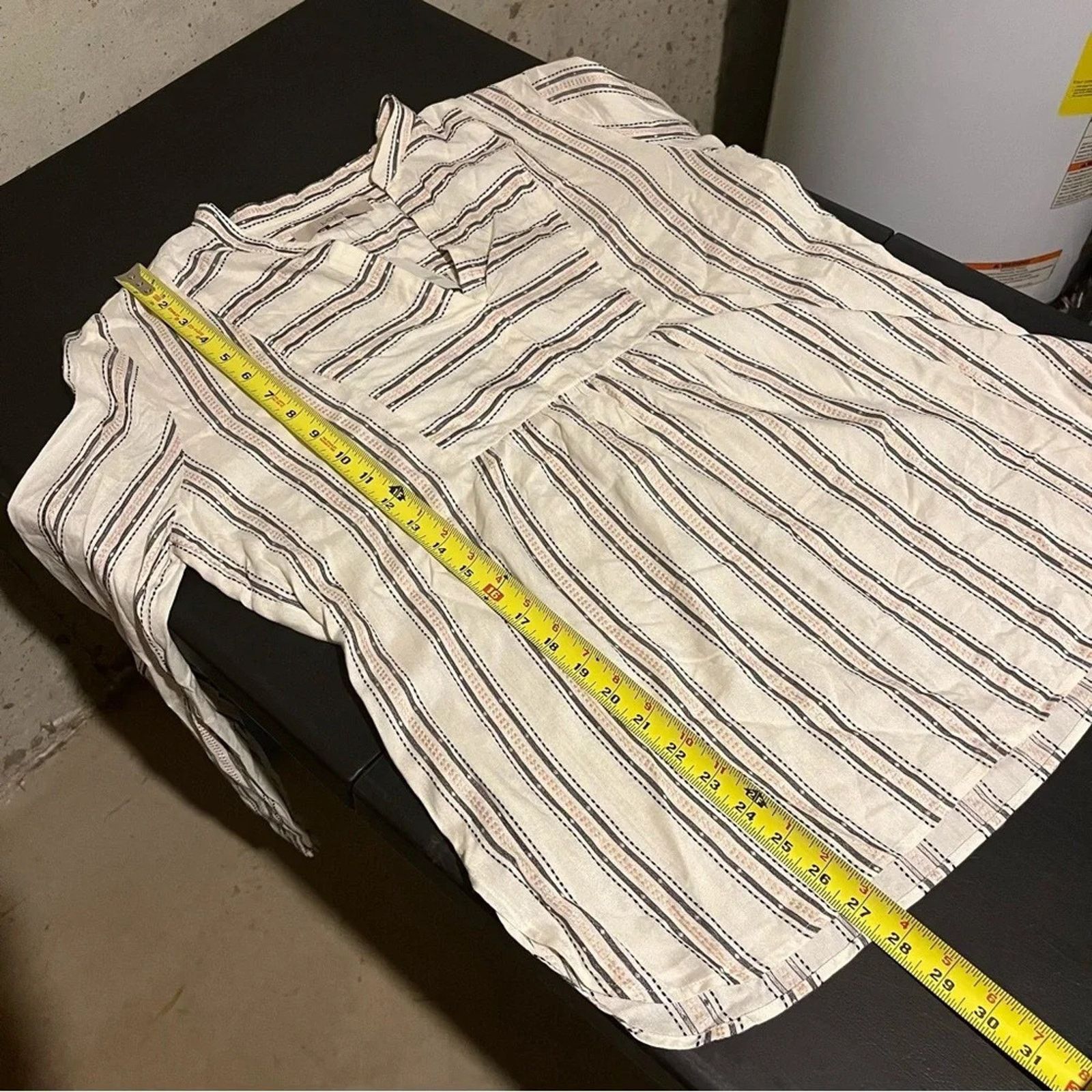Loft LOFT Blouse NWT Medium White Striped Rayon V Neck Size M / US 6-8 / IT 42-44 - 8 Thumbnail
