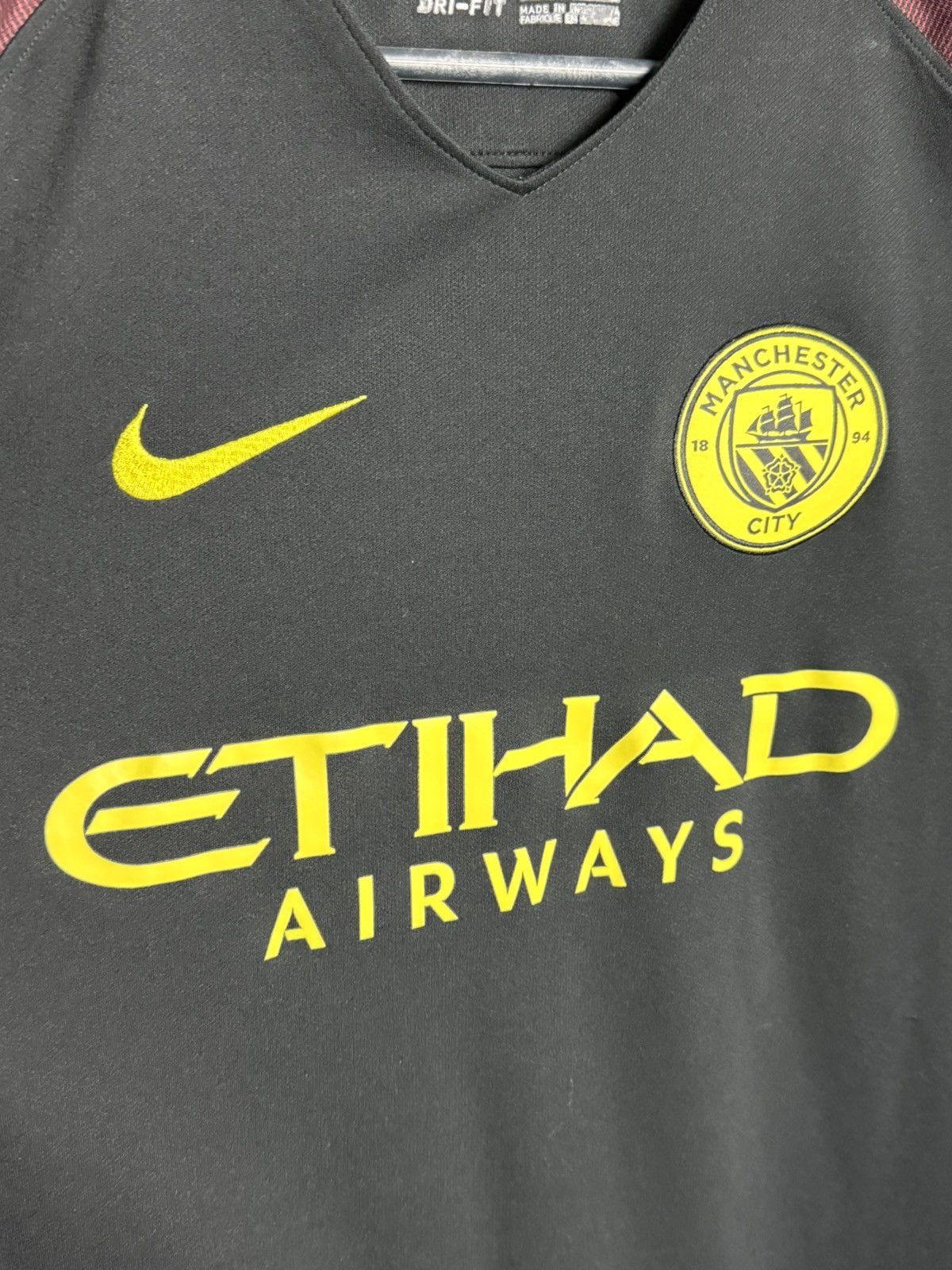 Nike Manchester City 16/17 Away Football Jersey Size US S / EU 44-46 / 1 - 3 Thumbnail