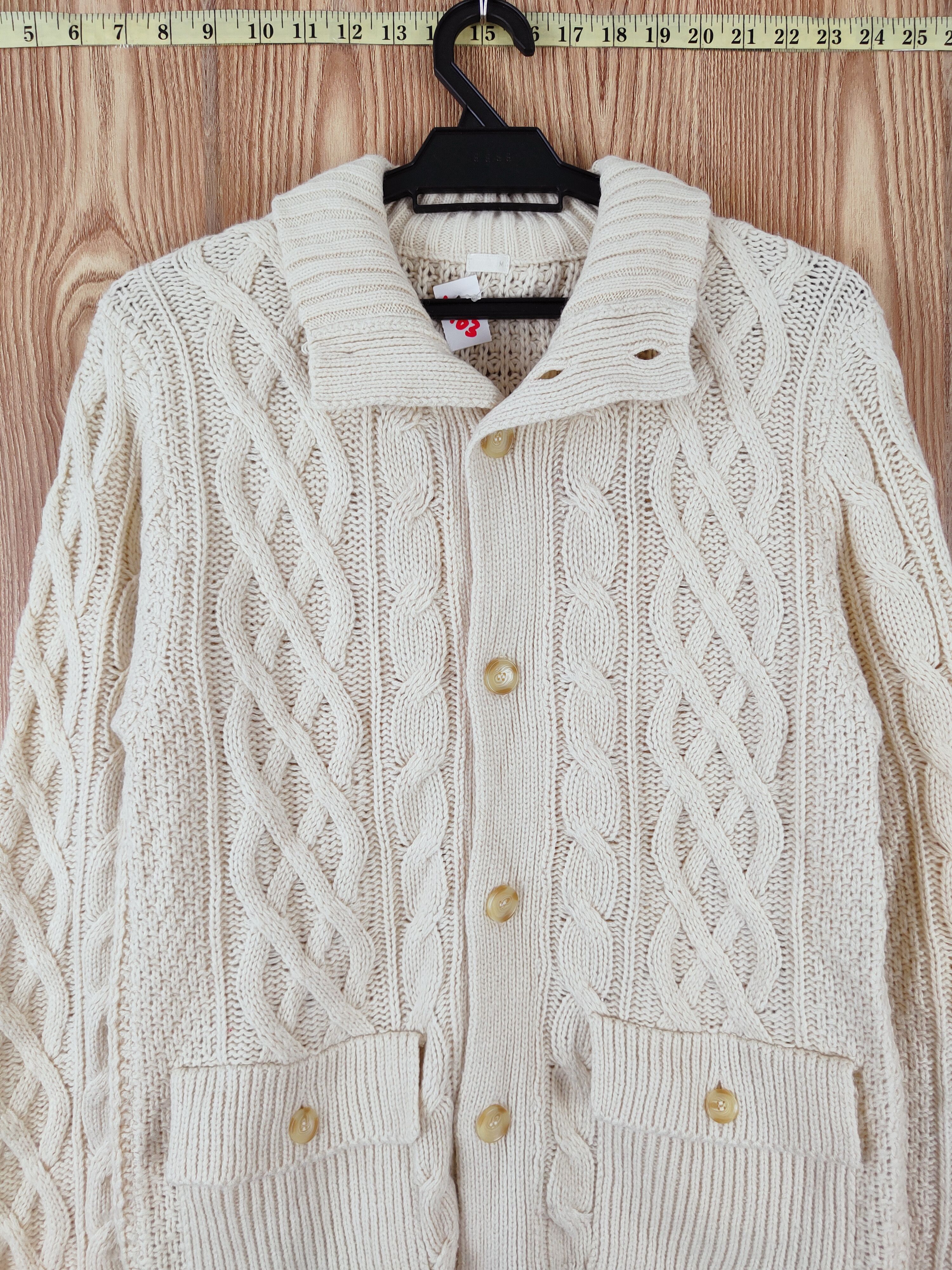 Aran Isles Knitwear × GU × Japanese Brand GU japan Beige cable Knitwear Cardigan #W483 Size US M / EU 48-50 / 2 - 2 Thumbnail