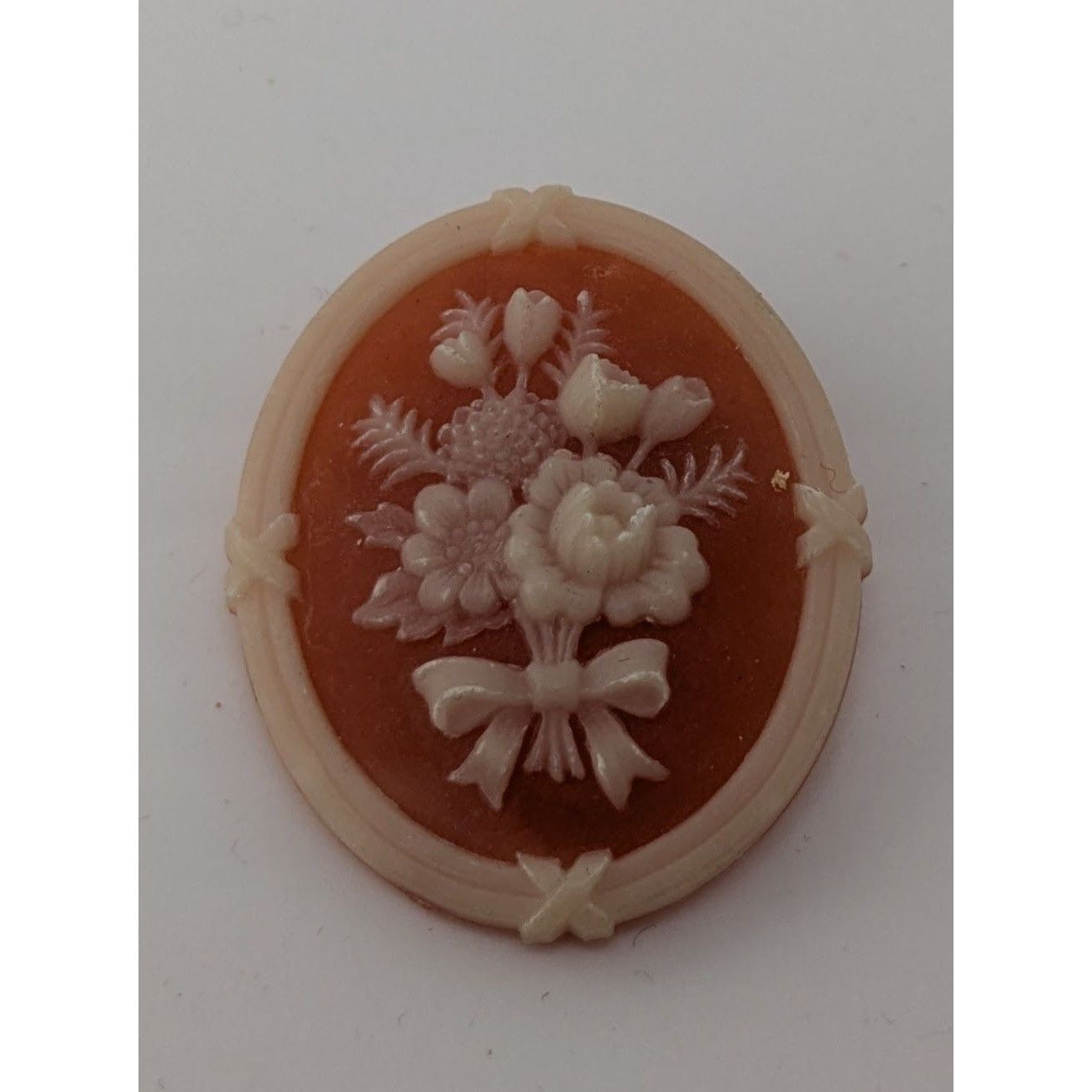 Other Avon Vintage Floral Cameo Brooch Size ONE SIZE - 5 Thumbnail