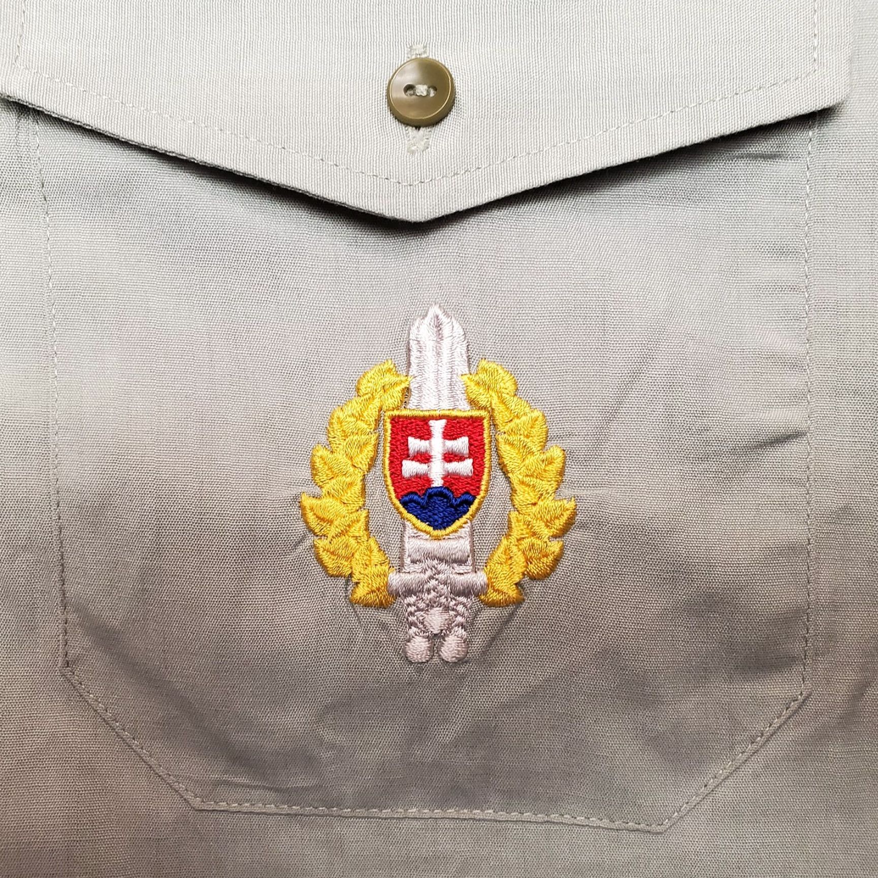 Epaulet VINTAGE Slovak Shirt Mens Large Gray Long Sleeve Coat of Arms Safari Epaulet Size US L / EU 52-54 / 3 - 5 Thumbnail