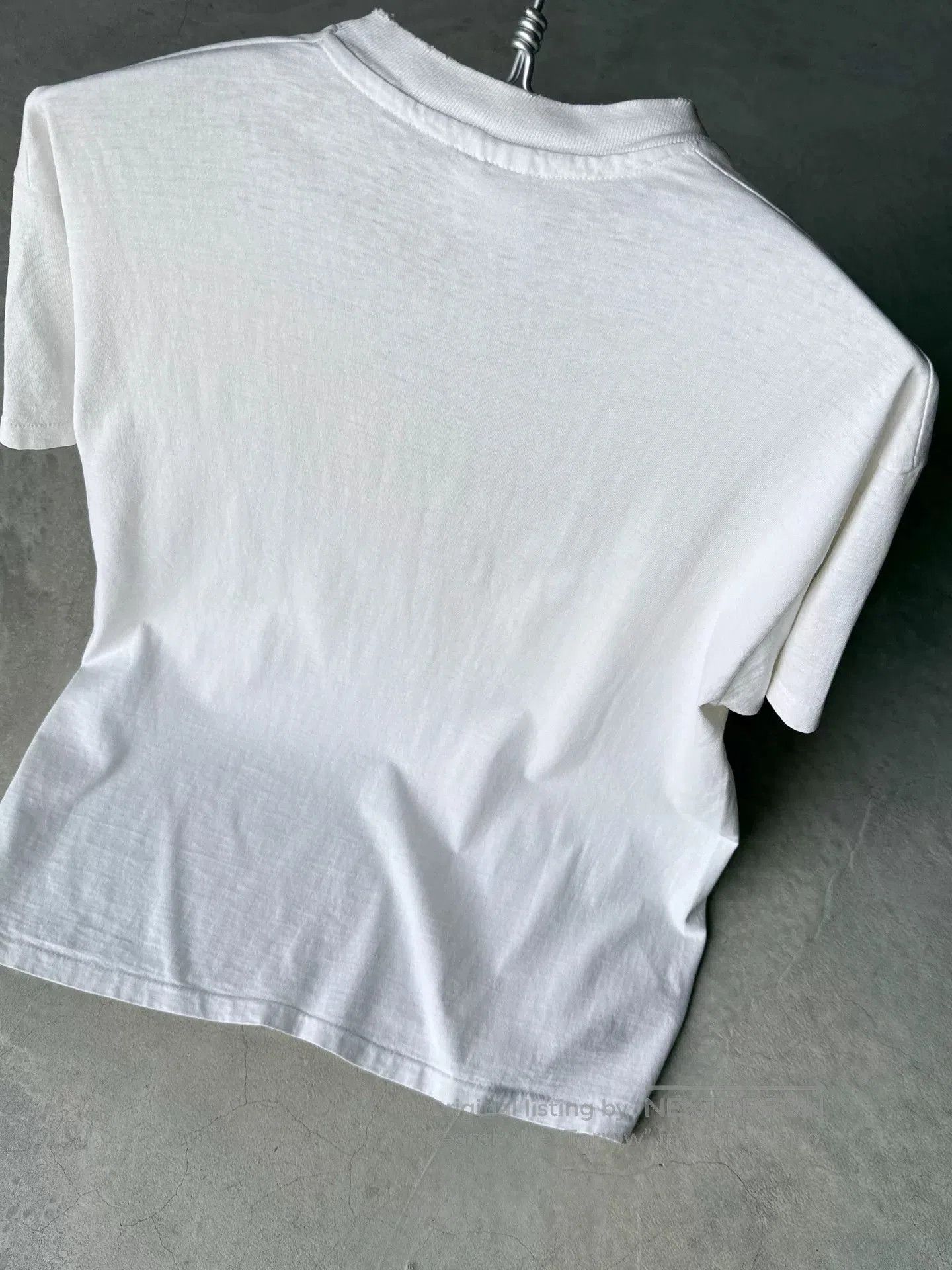 Vintage Vintage 90s Elvis Presley Tee. Size US L / EU 52-54 / 3 - 9 Thumbnail