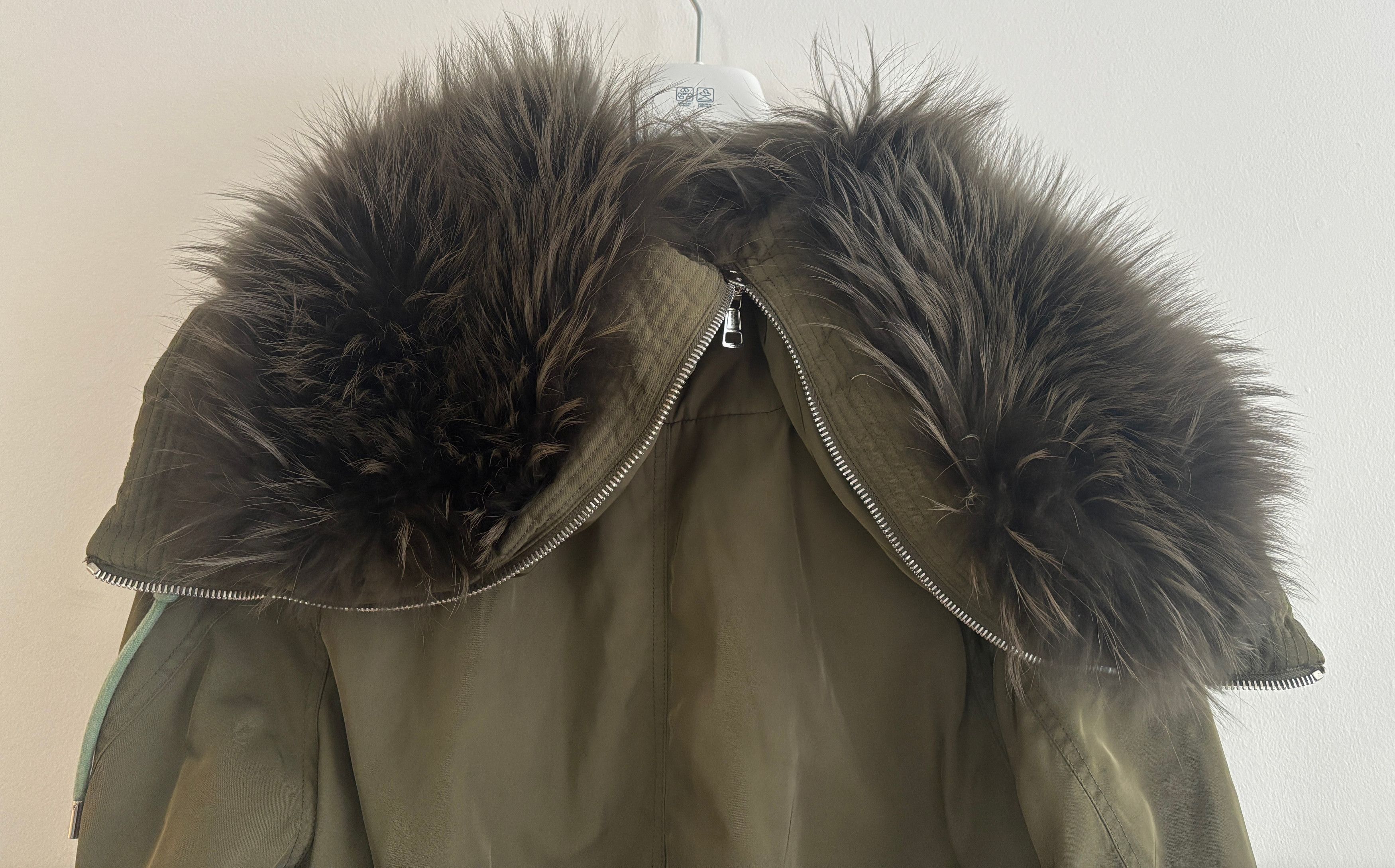Juun.J $2925 Olive N2-B Flight Bomber Jacket Fur Hood - M-L Size US S / EU 44-46 / 1 - 11 Thumbnail