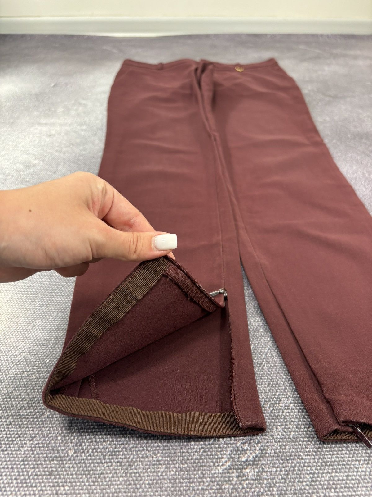 Gucci Gucci Women’s Vintage Slim Fit Burgundy Luxury Pants Size 28" / US 6 / IT 42 - 4 Thumbnail