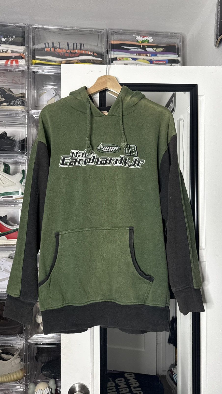 NASCAR VINTAGE Y2K 2000’s Dale Earnhardt Jr. green and black hoodie Size US L / EU 52-54 / 3 - 1 Thumbnail