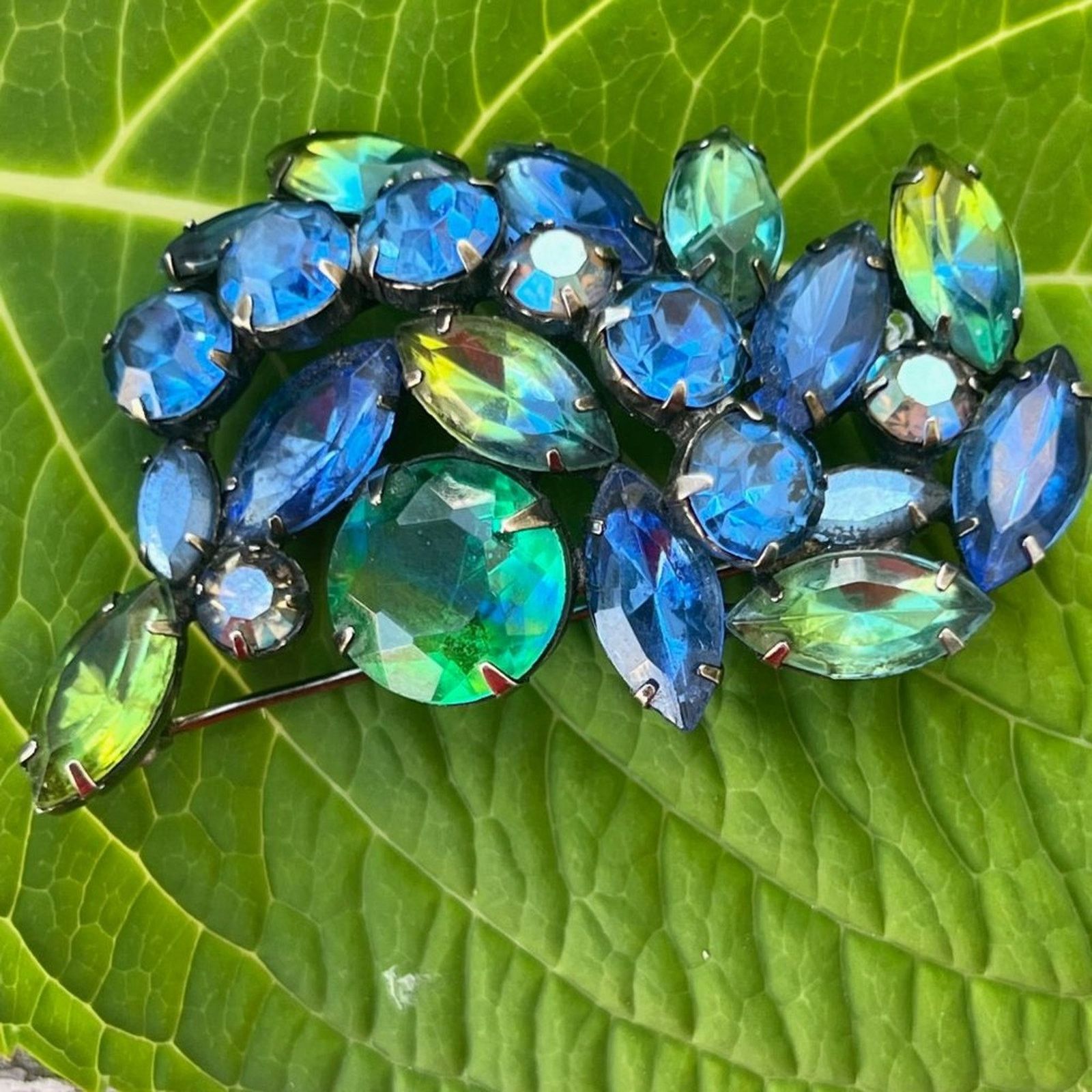 & Other Stories Vintage - Signed - Kramer Blue Green Rhinestone Brooch Pin Size ONE SIZE - 2 Thumbnail