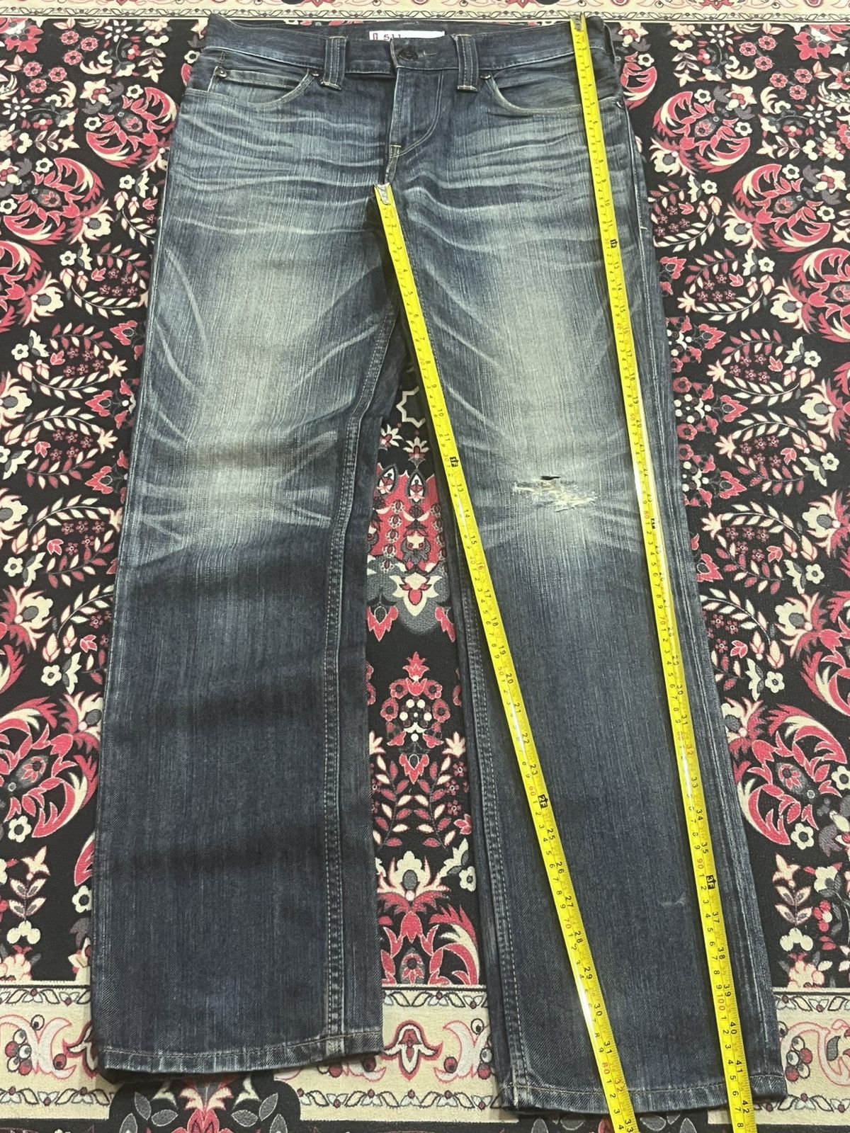 Levi's Vintage Levi’s 511 Slim Fit Blue Whisker Washed Rip Jeans Size US 31 - 12 Thumbnail