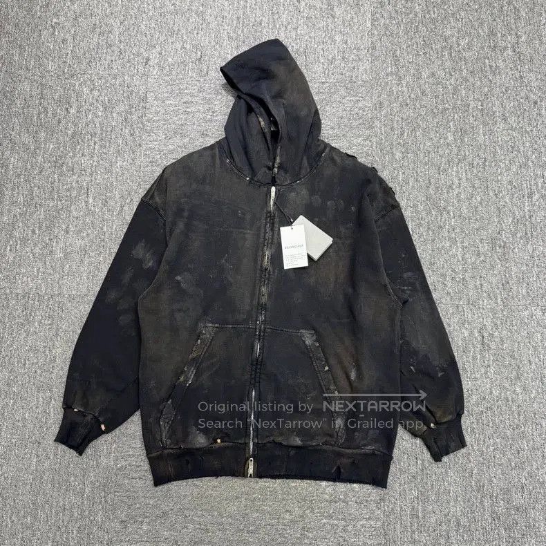Balenciaga Balenciaga Distressed Hoodie Sweatshirt. Size US XS / EU 42 / 0 - 1 Thumbnail