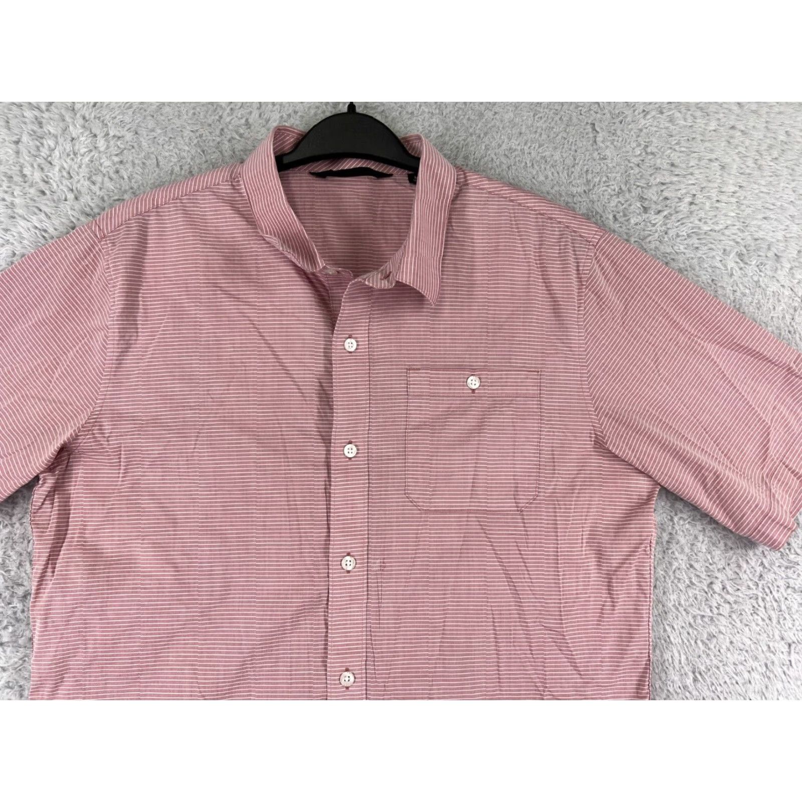 TravisMathew Travis Mathew Shirt Mens M Red White Striped Button-Up Golf Pocket Lightweight Casual Short Sleeve Shirt - Men’s Medium Red Stripe Golf Shirt Size US M / EU 48-50 / 2 - 5 Thumbnail