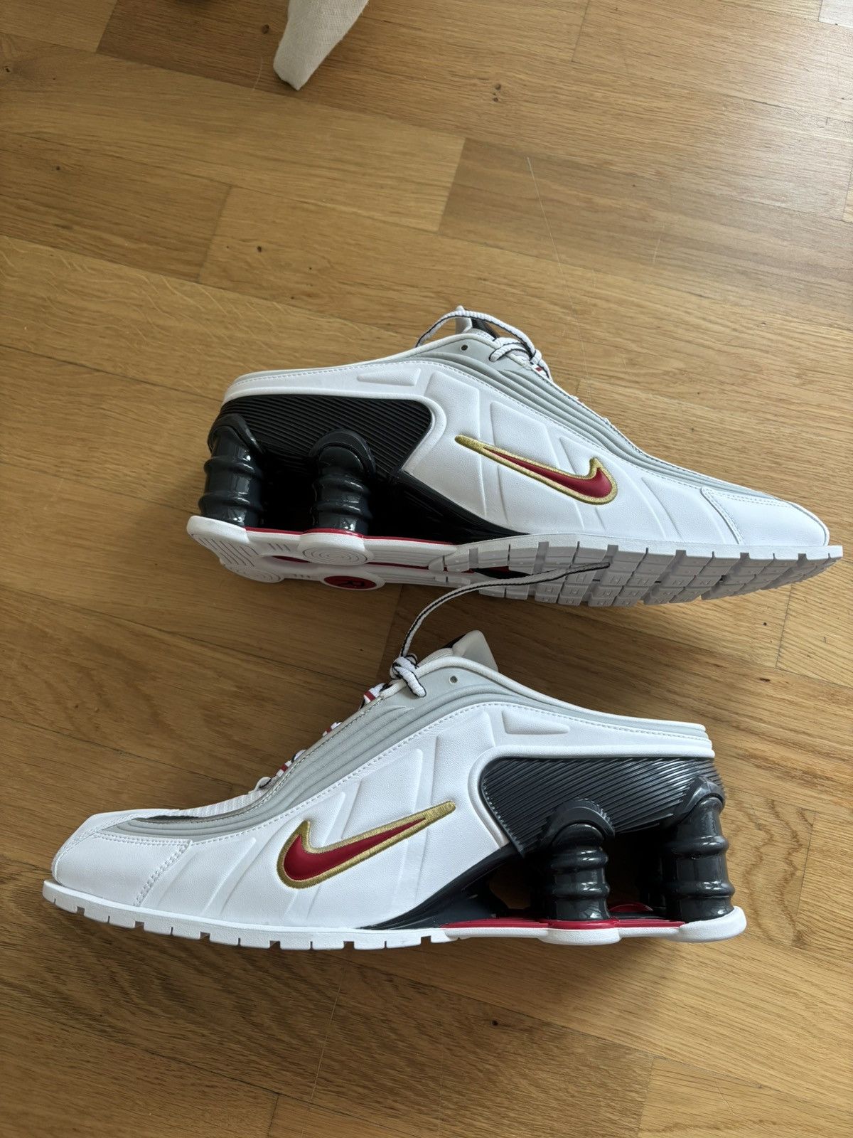 Martine Rose × Nike Nike Shox MR4 Mule Size US 10.5 / EU 43-44 - 2 Thumbnail