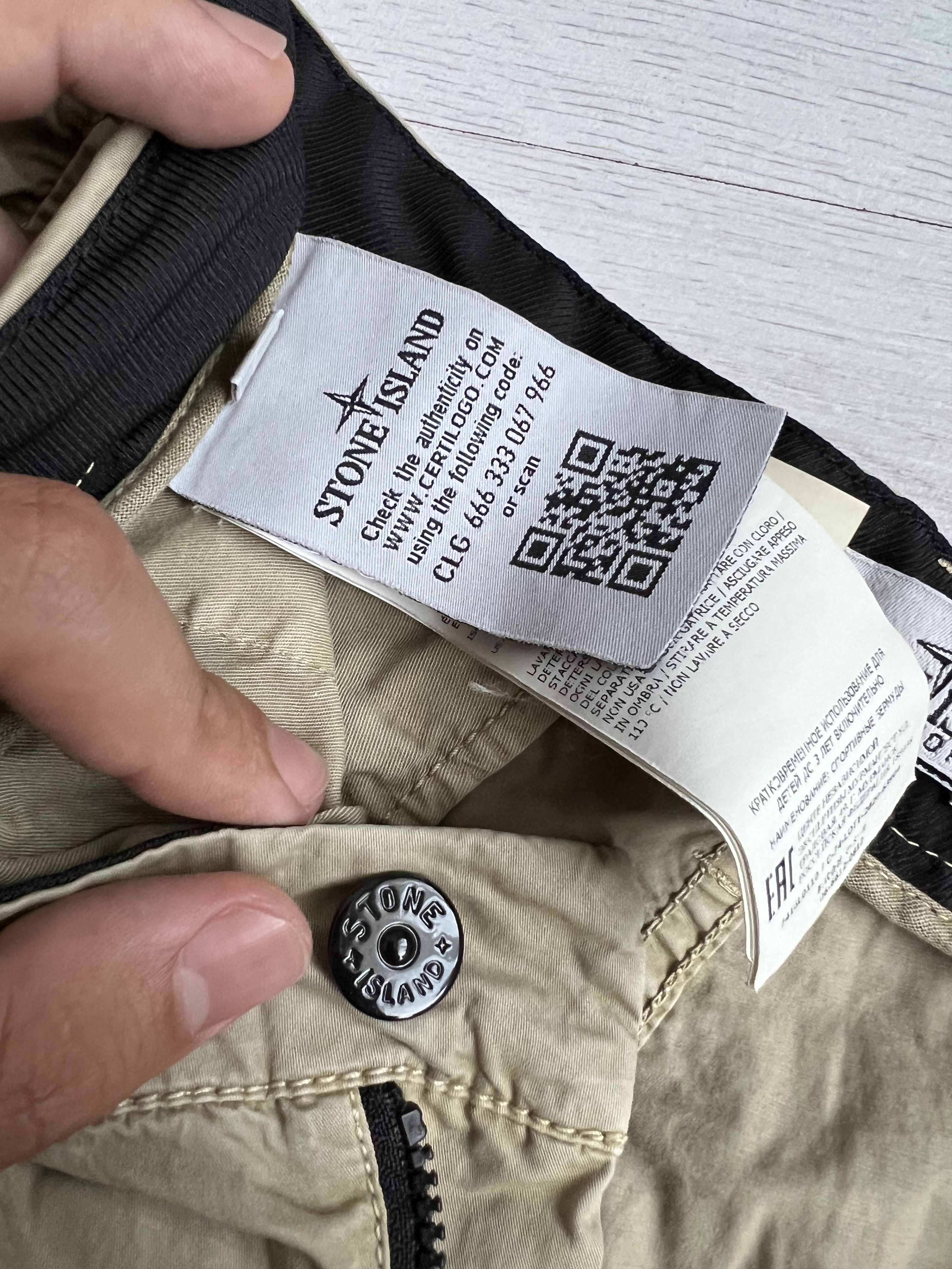 Stone Island Stone Island Cargo Shorts Size US 27 - 5 Thumbnail