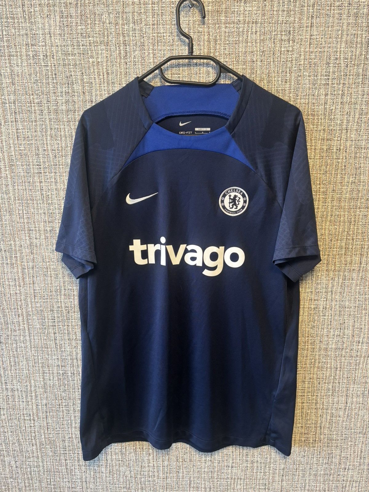 Nike Nike CHELSEA 2023/24 Training 4th Strike Shirt Trivago Size US L / EU 52-54 / 3 - 1 Thumbnail