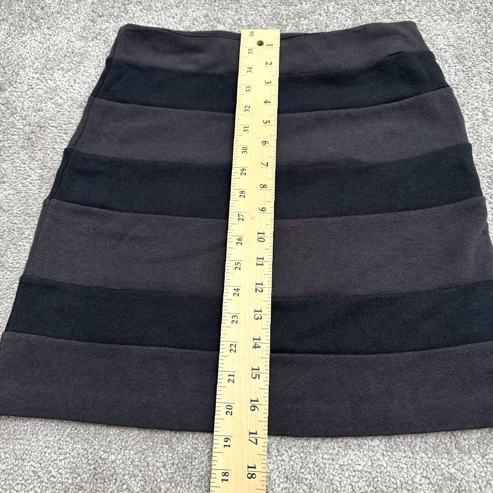 AQUA Aqua Skirt By Bloomingdale's Womens XS Black Gray Striped Pencil Stretch Size 26" / US 2 / IT 38 - 7 Thumbnail