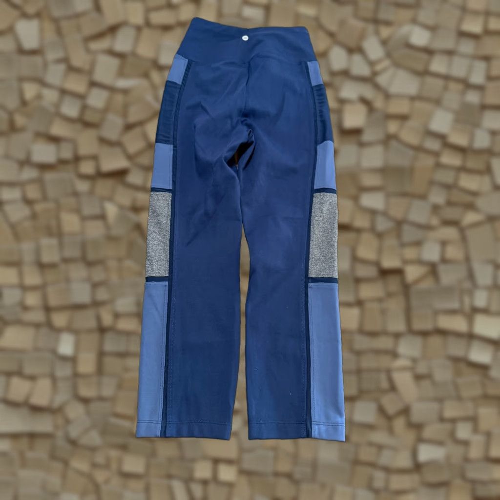 Avia AVIA Pants Women's Small Blue Gray Leggings Pull On Athletic Wear Size 28" / US 6 / IT 42 - 1 Thumbnail