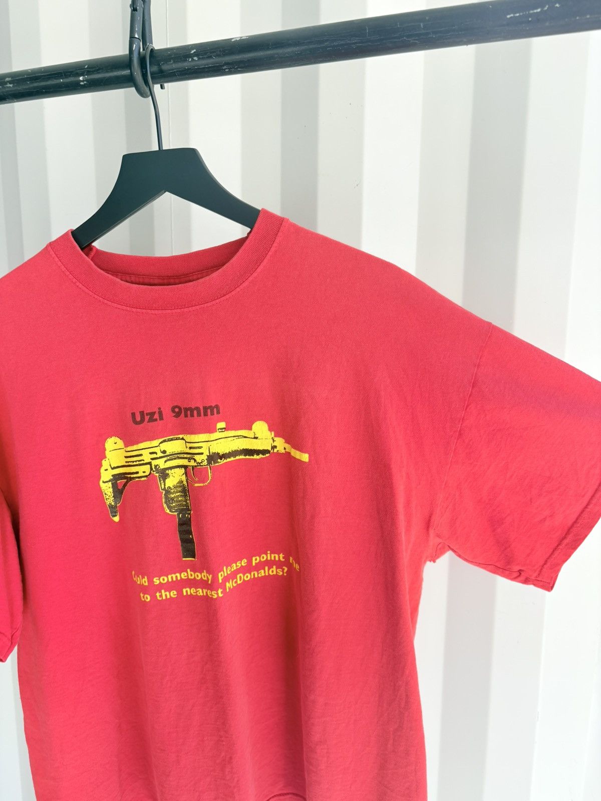 Vintage Vintage Uzi Closest Mcdonalds Shirt Faded Thrashed GRUNGE Size US XL / EU 56 / 4 - 2 Thumbnail