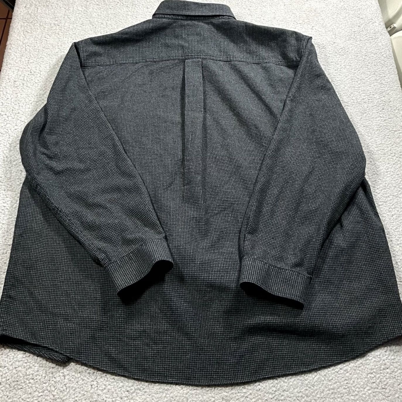 Vintage LL Bean Shirt Mens 2XL Gray Houndstooth Flannel Button-Up Long Sleeve Casual Vintage Style Womens? No, Mens. Size US XXL / EU 58 / 5 - 7 Thumbnail