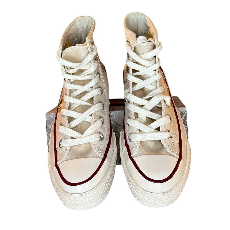 Converse Converse Chuck Taylor Mushroom Floral High Tops Cream 36 Size US 5.5 / IT 35.5 - 2 Thumbnail