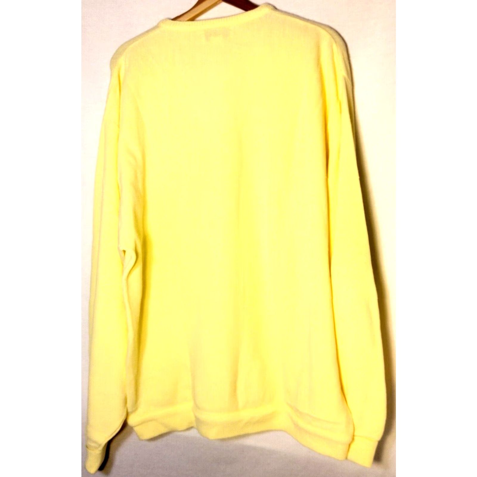 Izod VINTAGE Izod Men’s Sweater Pullover Long Sleeve V-Neck Crest Logo Yellow 2XLT Tall Classic Office Wear Size US XXL / EU 58 / 5 - 3 Thumbnail