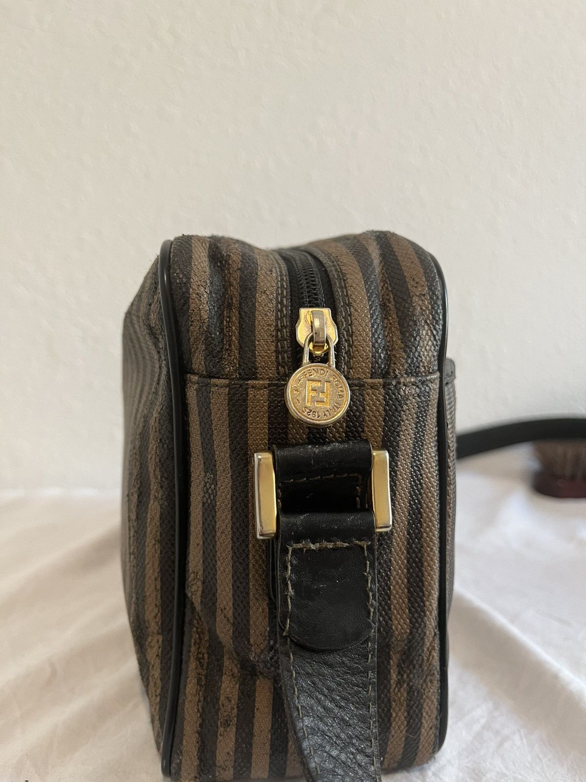 Fendi Authentic Vintage Fendi 1980s Pequin Striped Messenger Bag Size ONE SIZE - 5 Thumbnail