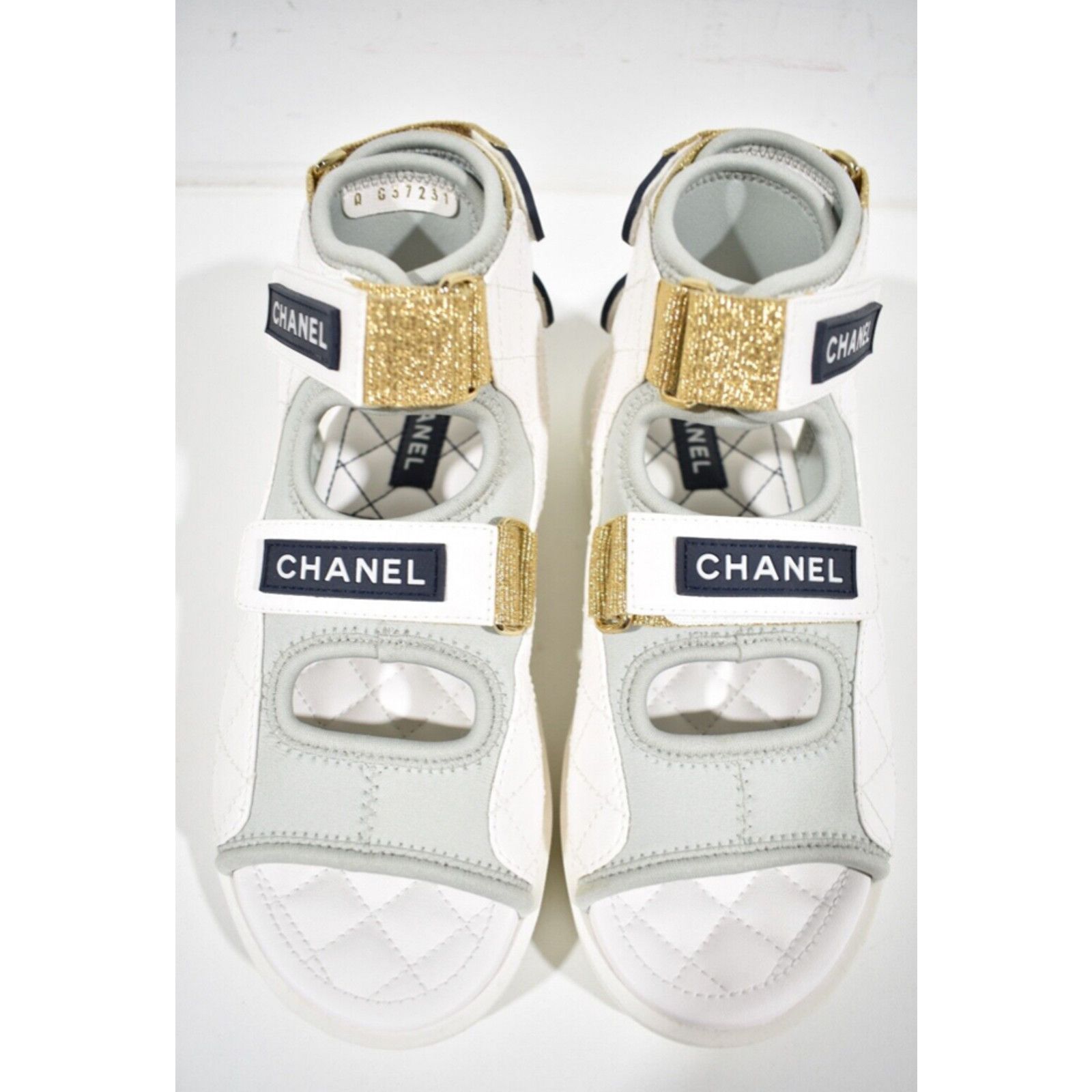 Chanel Chanel 21P White Grey Cocomark CC Logo Mule Slide Flat Size US 6 / IT 36 - 7 Thumbnail