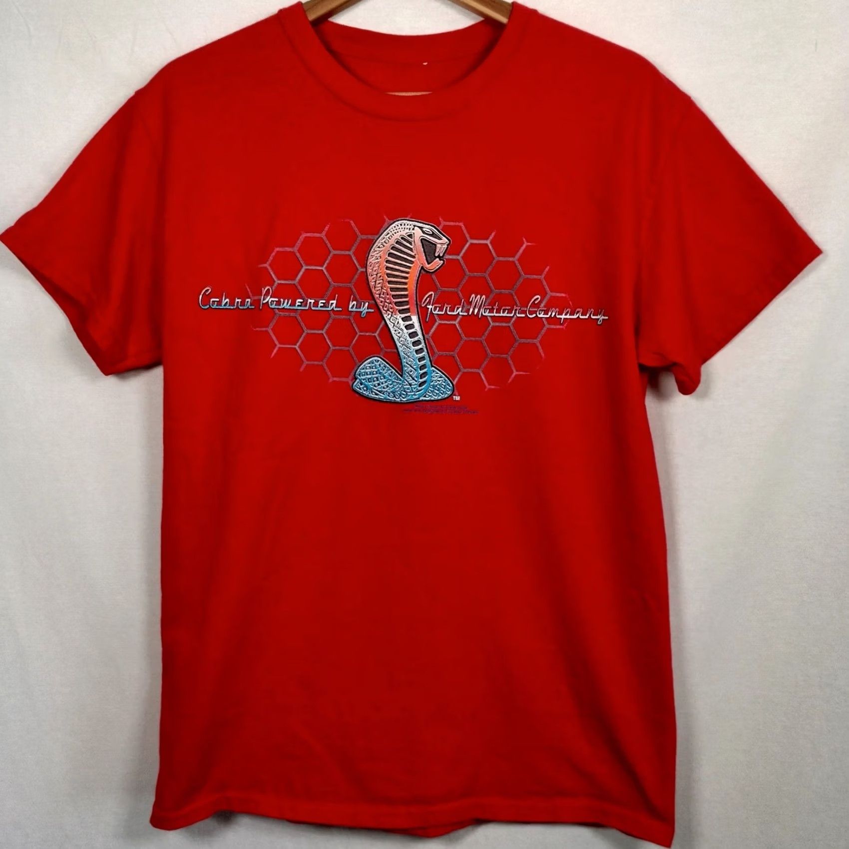 Ford Ford Cobra Shirt M Red Cotton Blend Knit Short Sleeve Graphic T-Shirt Men Automobile Sport Car Size US M / EU 48-50 / 2 - 3 Thumbnail