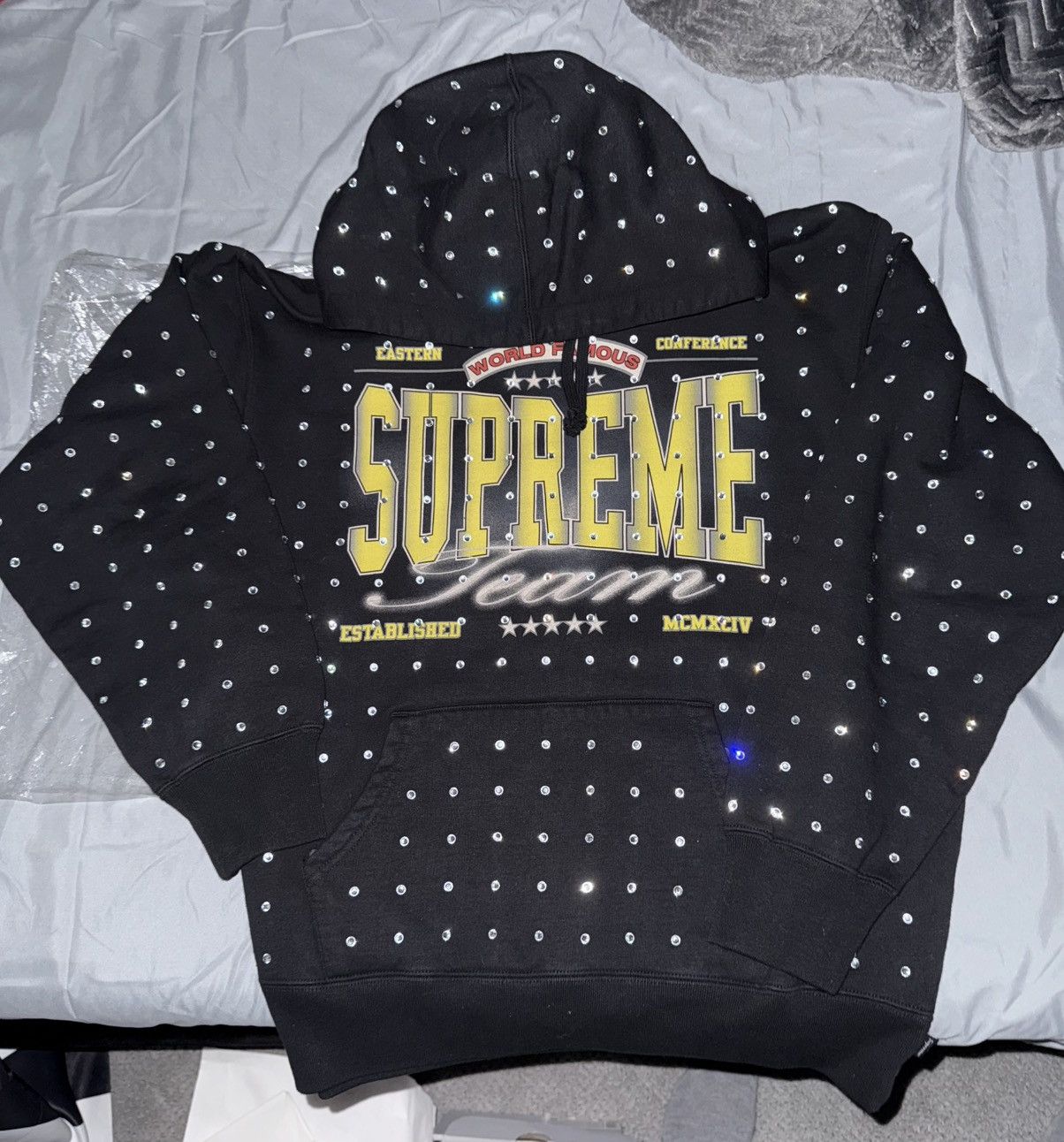 Supreme Supreme Rhinestone Hoodie Size US M / EU 48-50 / 2 - 1 Thumbnail