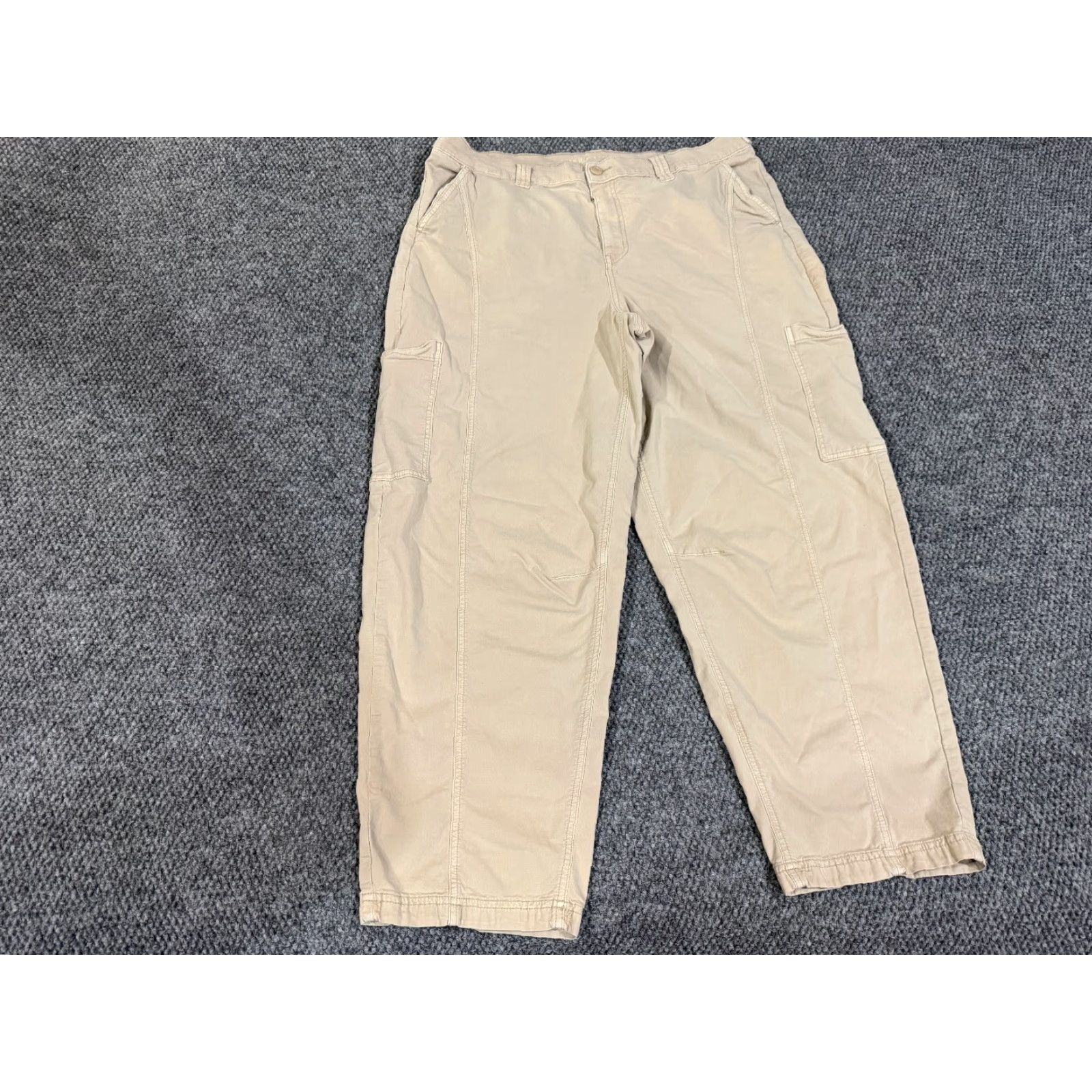 American Eagle Outfitters American Eagle cargo pants Womens 16 long Khaki Beige Stretch utility hiking pants Size 38" / US 16 / IT 52 - 2 Thumbnail