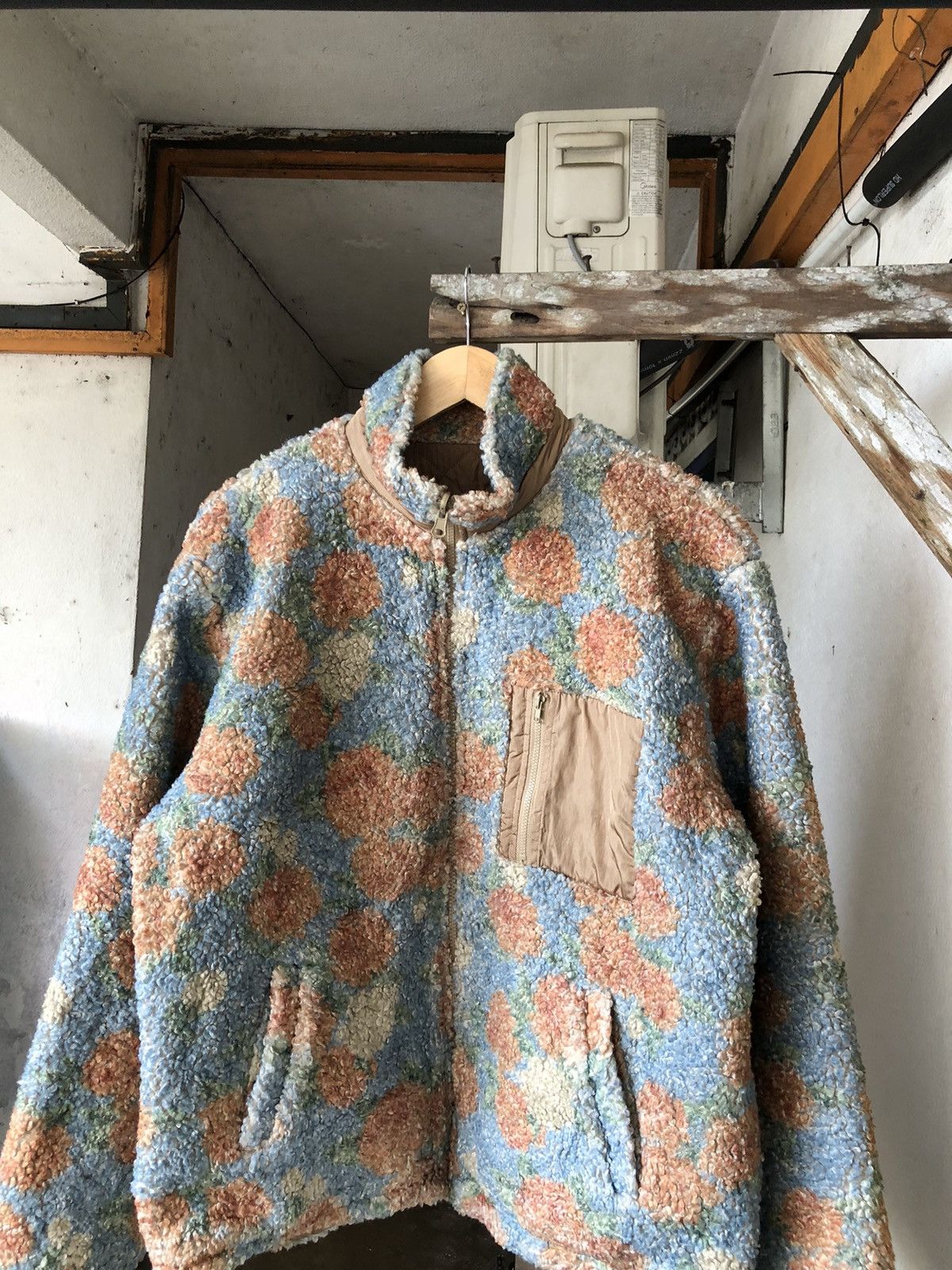 Japanese Brand Jouetie Printed Fleece Reversible Jacket Like Denim Tears Size US M / EU 48-50 / 2 - 6 Thumbnail