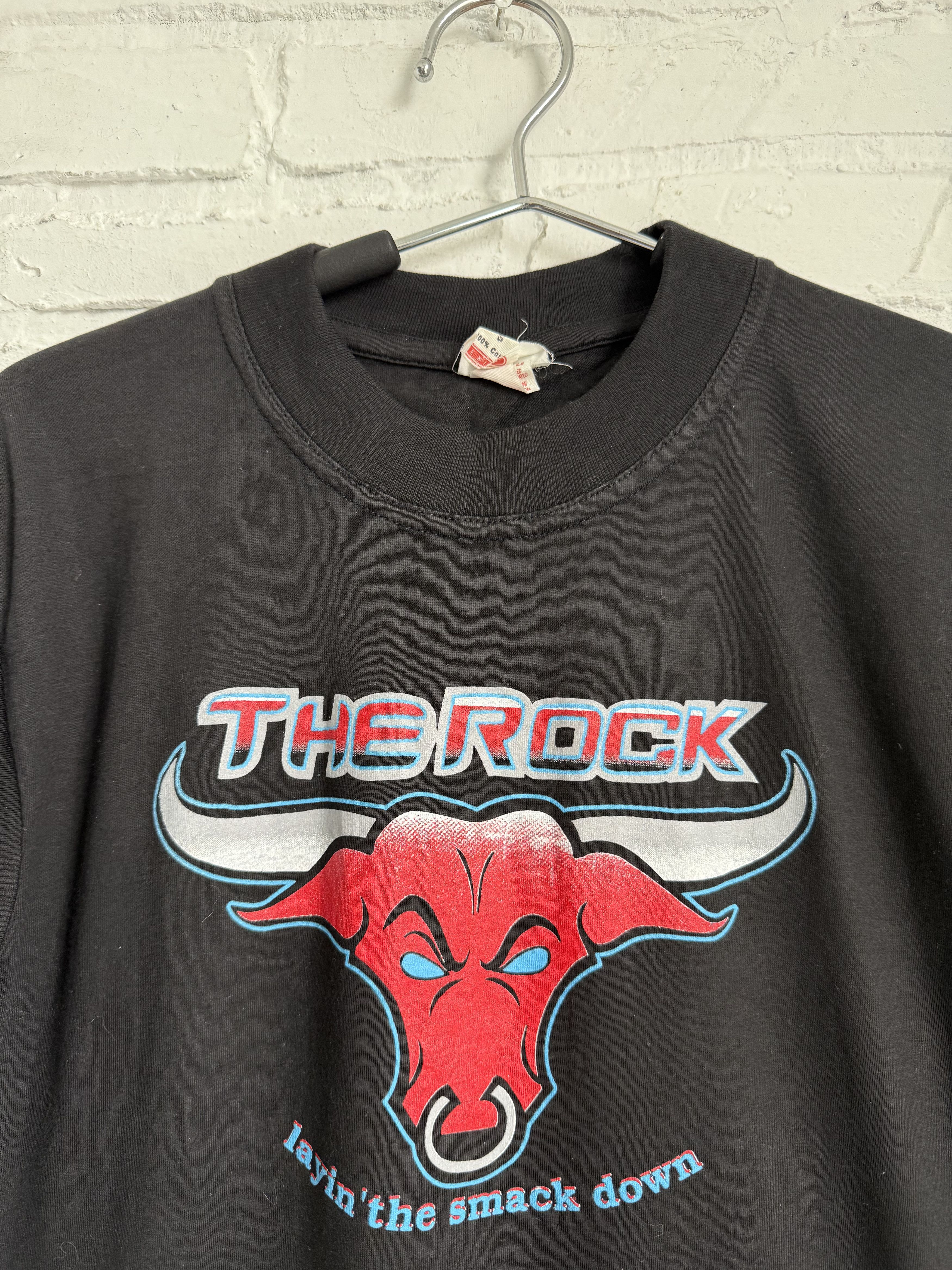Vintage × WWE × WWF Vintage 90s The Rock laying the smack down WWE t-shirt Size US S / EU 44-46 / 1 - 2 Thumbnail