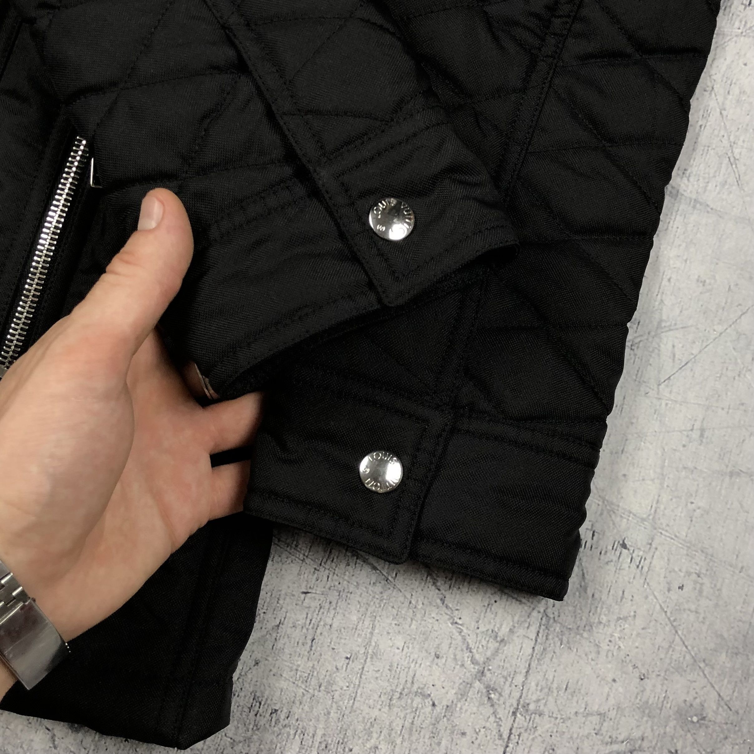Louis Vuitton Louis Vuitton Paris Quilted Belted Ladies Coat Jacket rare Size XS / US 0-2 / IT 36-38 - 4 Thumbnail