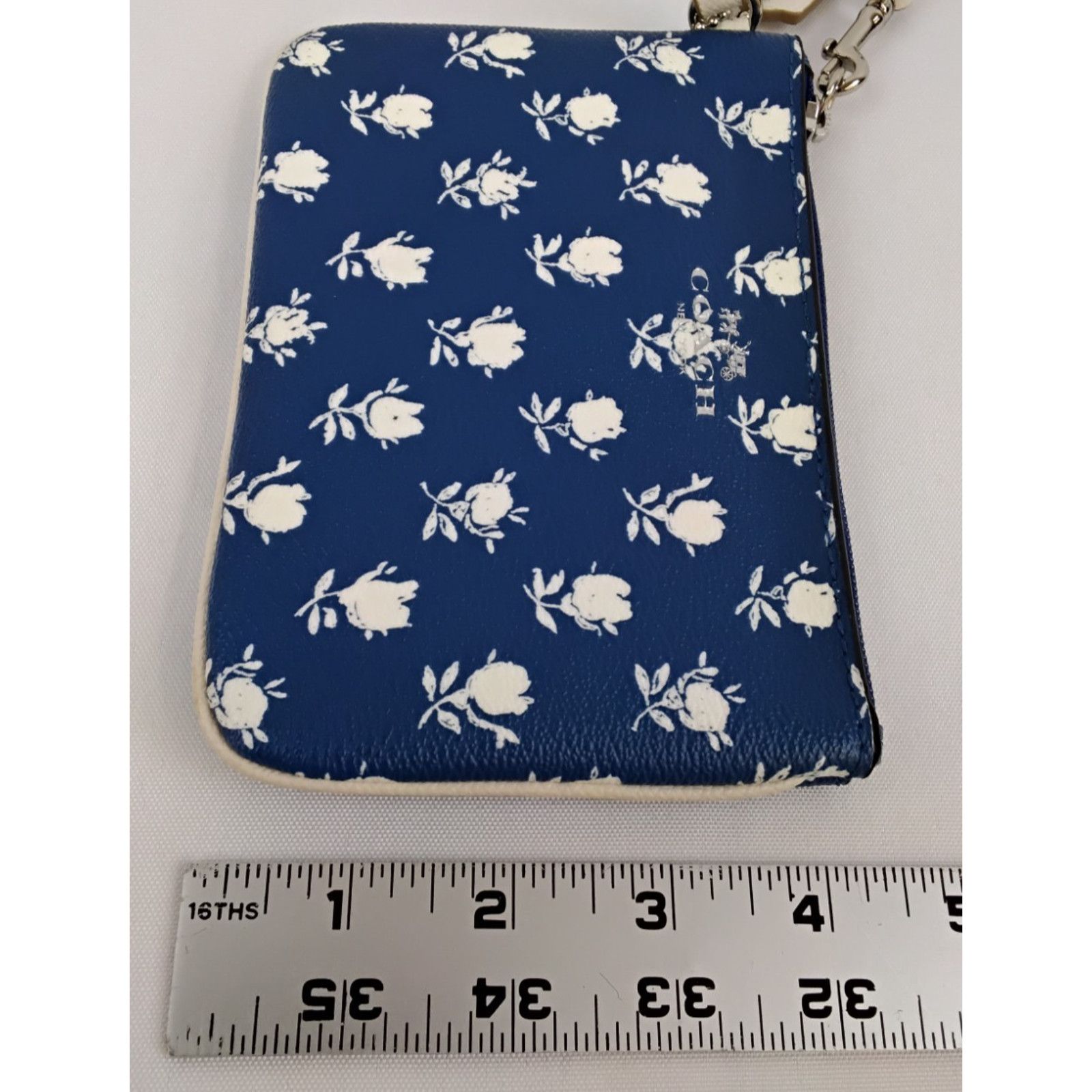 Coach Coach Wristlet Pouch Wallet Blue White Floral Print Leather Size ONE SIZE - 14 Thumbnail
