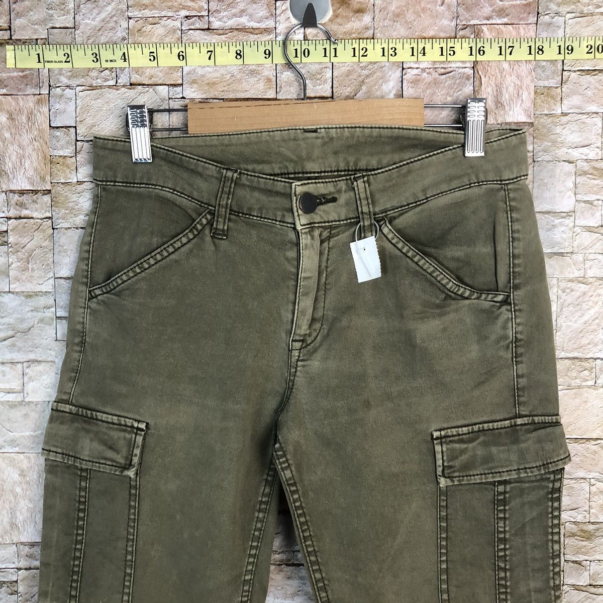 Uniqlo DL Uniqlo Utility tactical Cargo Multipocket Pants #A330 Size US 26 / EU 42 - 5 Thumbnail
