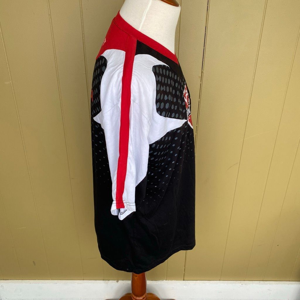 Other YYFFA men 2XL v-neck short sleeve flag football shirt Size US XXL / EU 58 / 5 - 4 Thumbnail