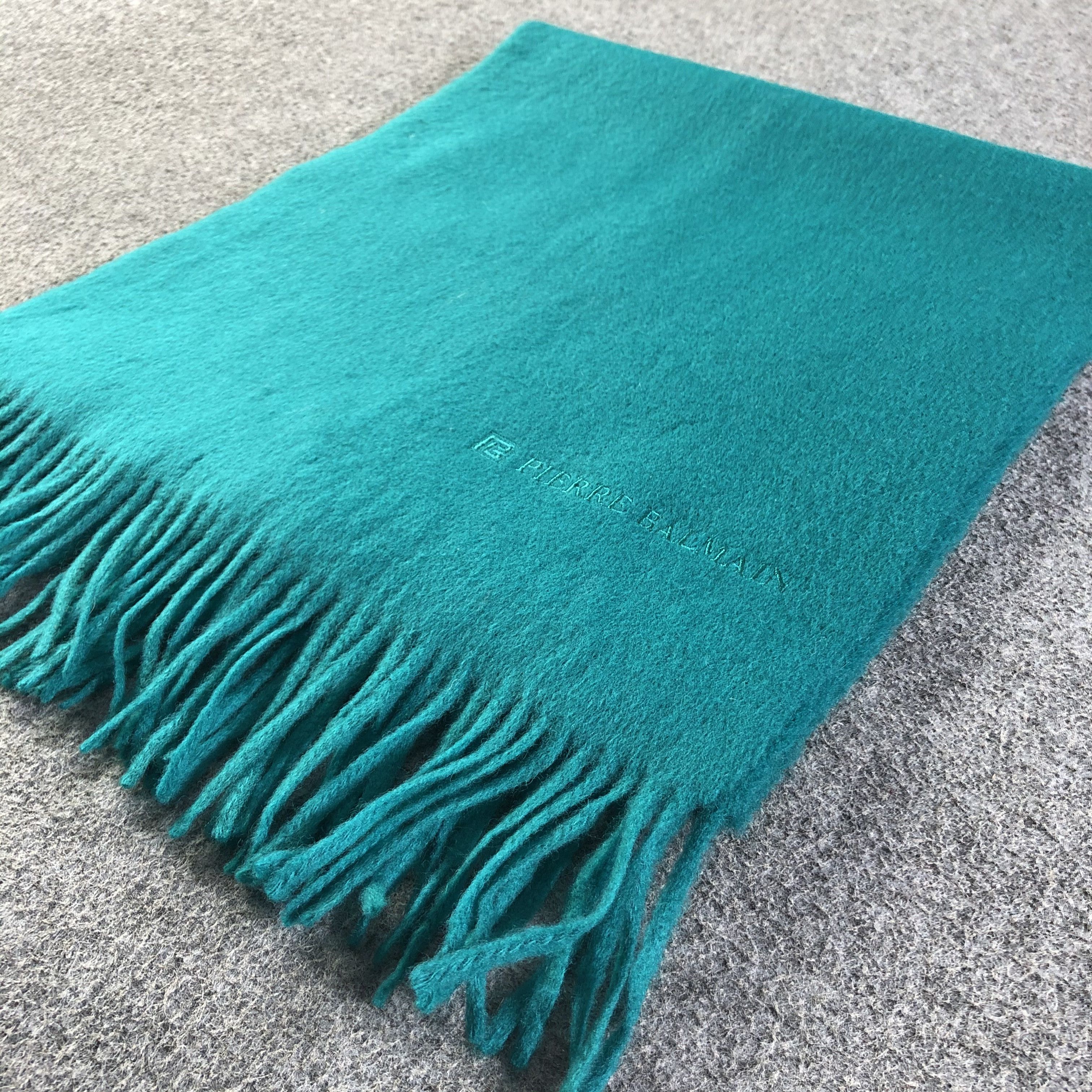 Pierre Balmain Pierre Balmain Scarf / Muffler / Neckwear P013 Size ONE SIZE - 8 Thumbnail