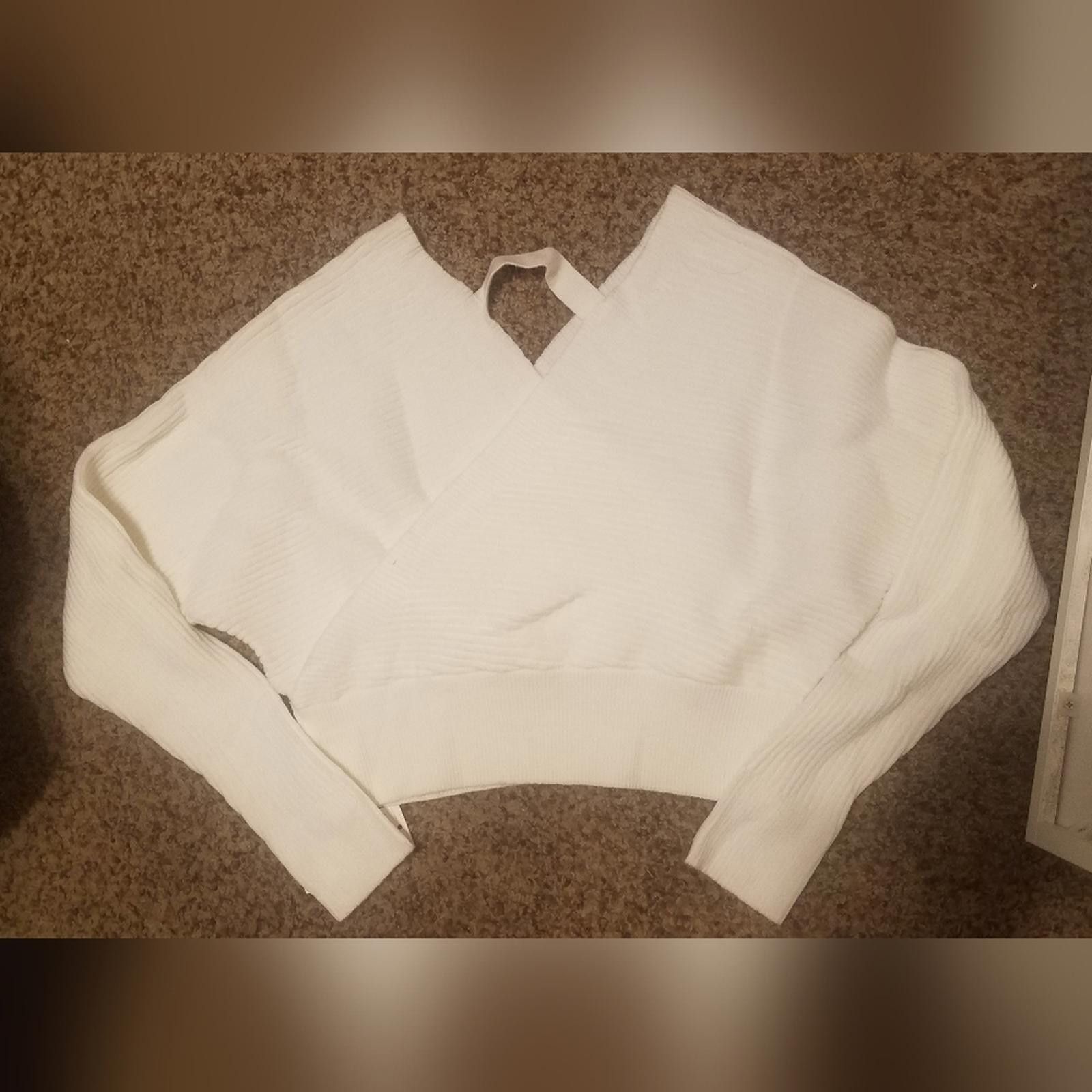 Designer NWT Cupshe Elegant White Sweater Size Medium Size M / US 6-8 / IT 42-44 - 2 Thumbnail