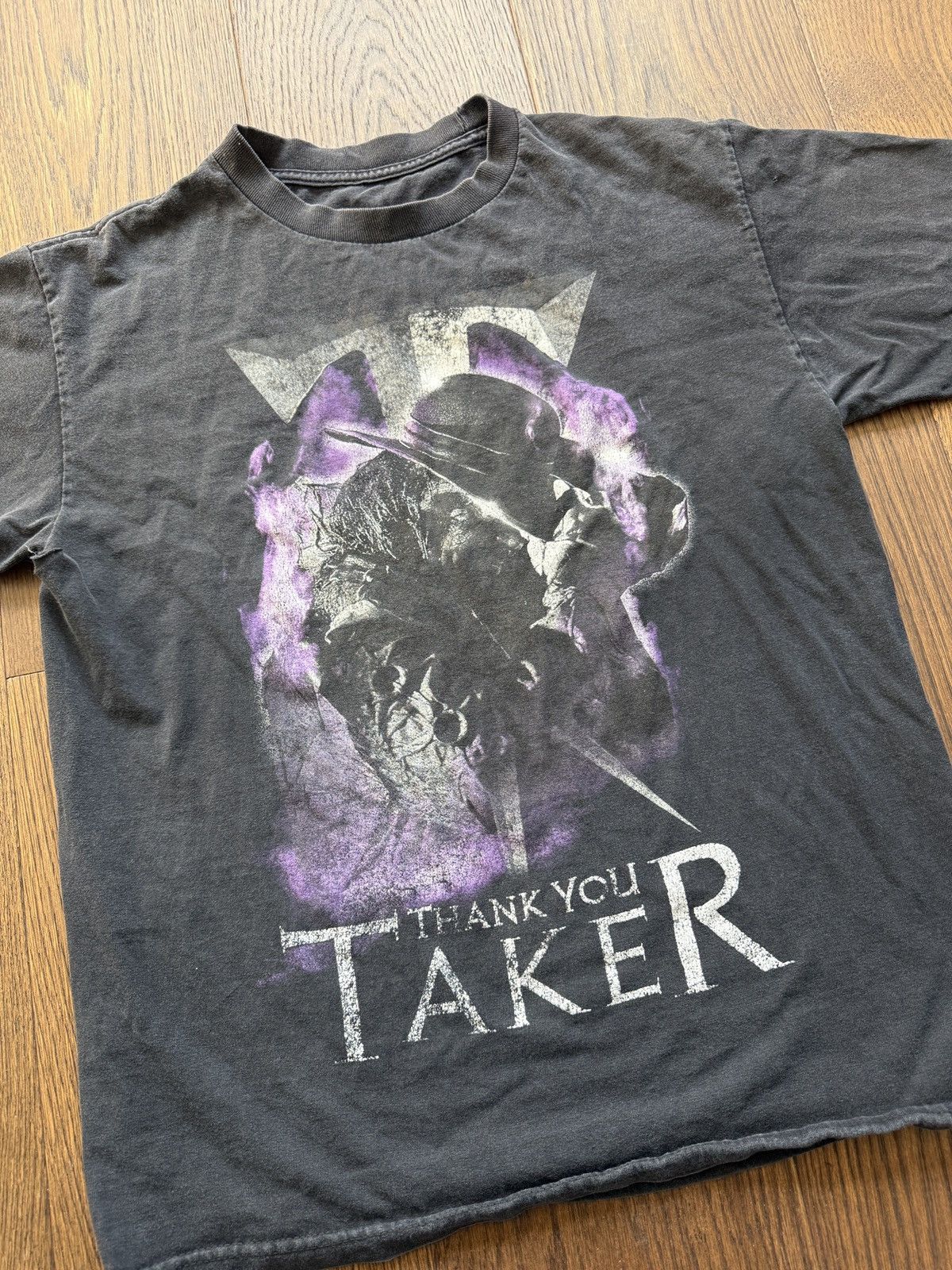 Vintage Vintage Y2K Undertaker Wrestling WWE Graphic Tee Size US M / EU 48-50 / 2 - 2 Thumbnail