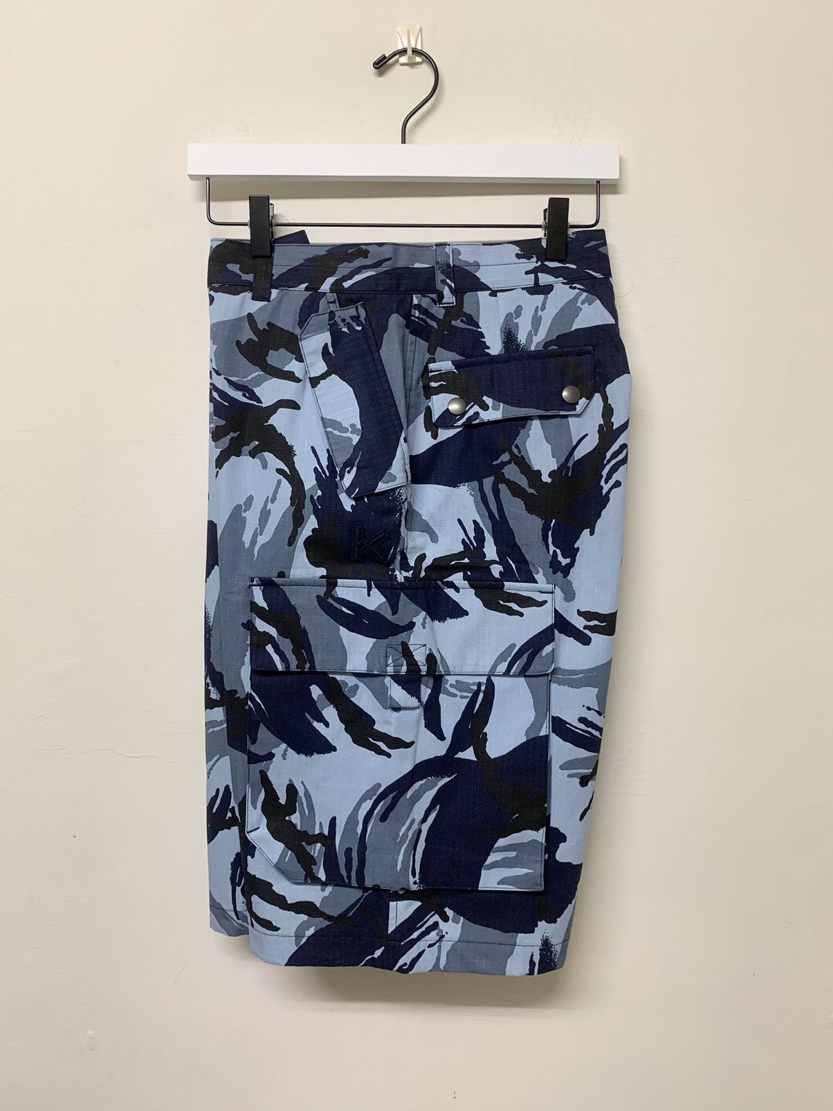 Kenzo KENZO TROPIC CAMO PRINTED CARGO SHORT Size US 32 / EU 48 - 5 Thumbnail