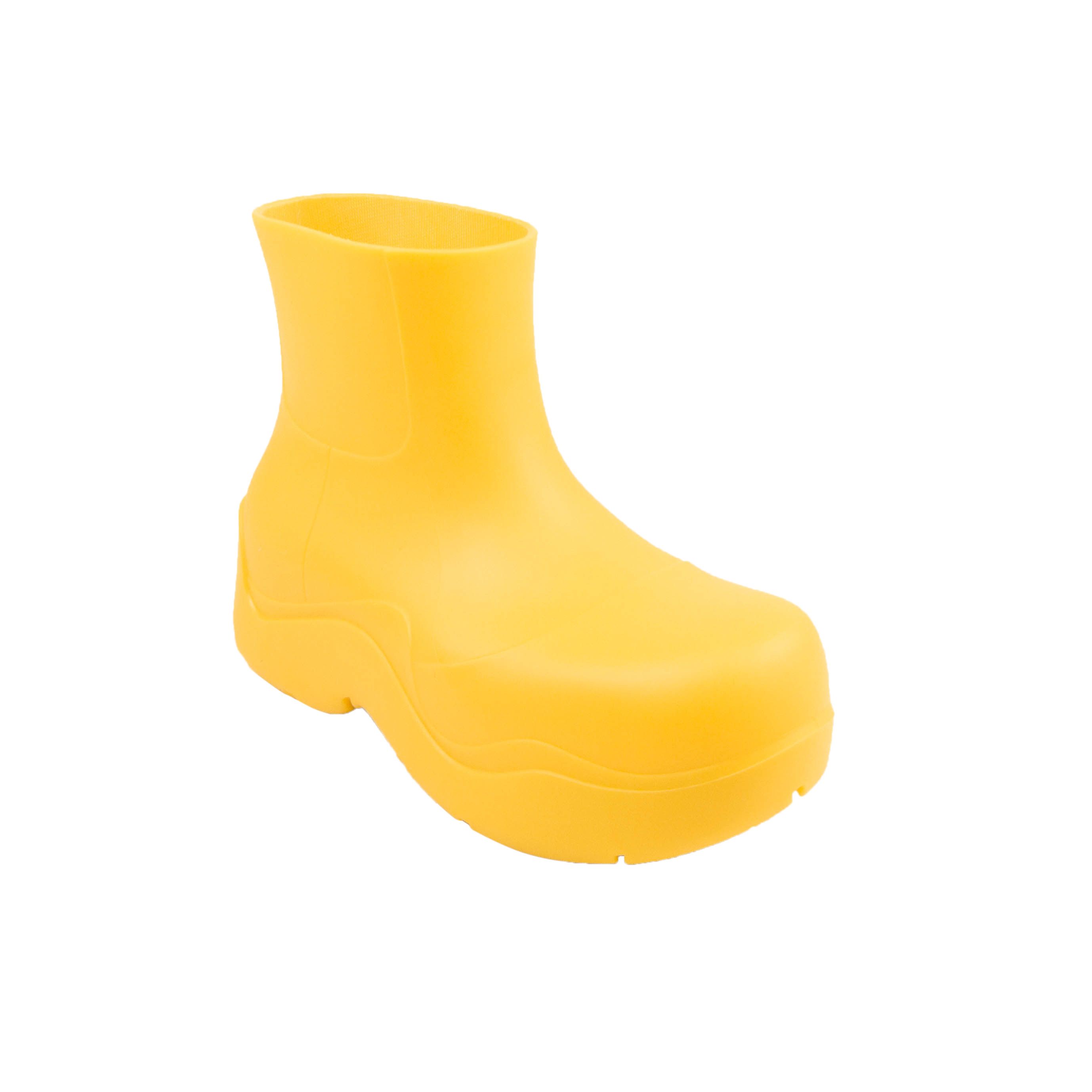 image of Bottega Veneta Yellow Rubber Puddle Ankle Rain Boots Size 4/34, Women's